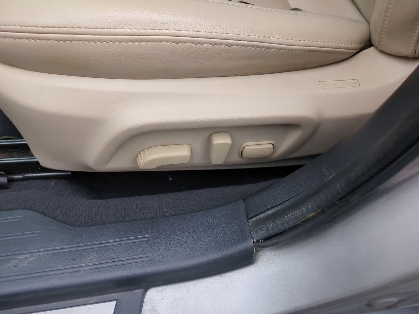 Thumbnail: 2016 Subaru Outback - 18