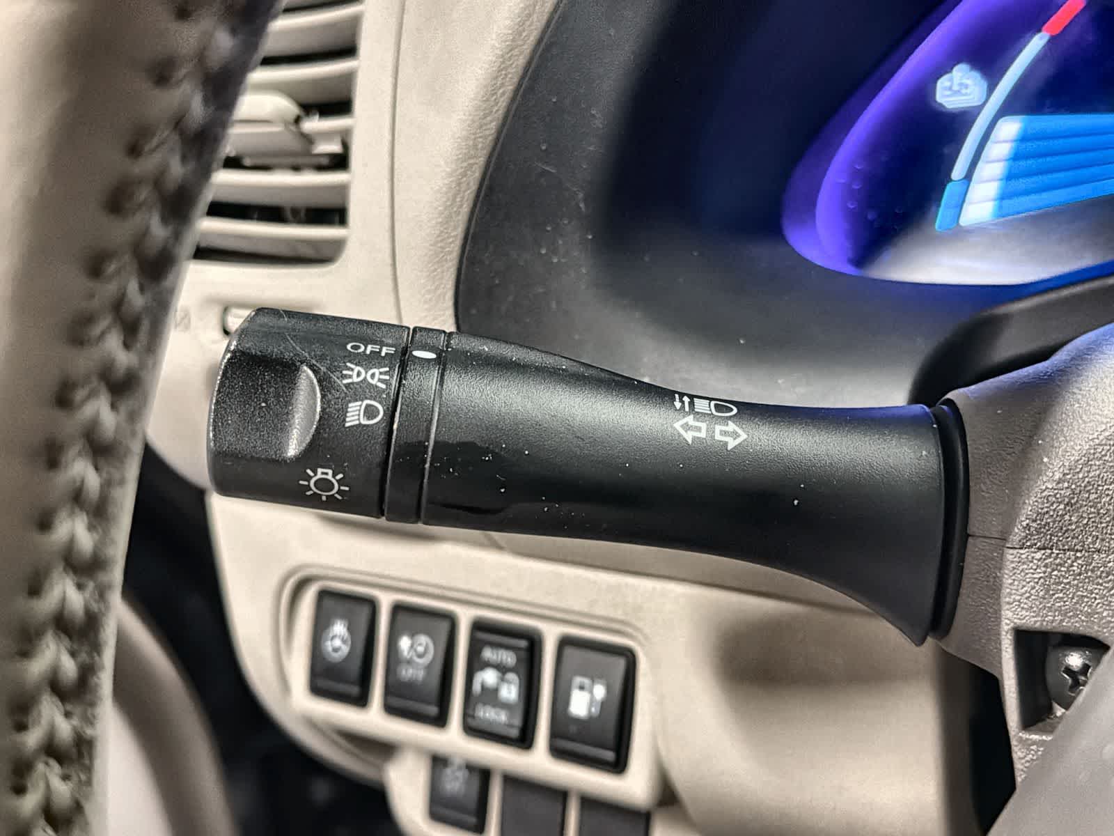 Thumbnail: 2015 Nissan Leaf - 26