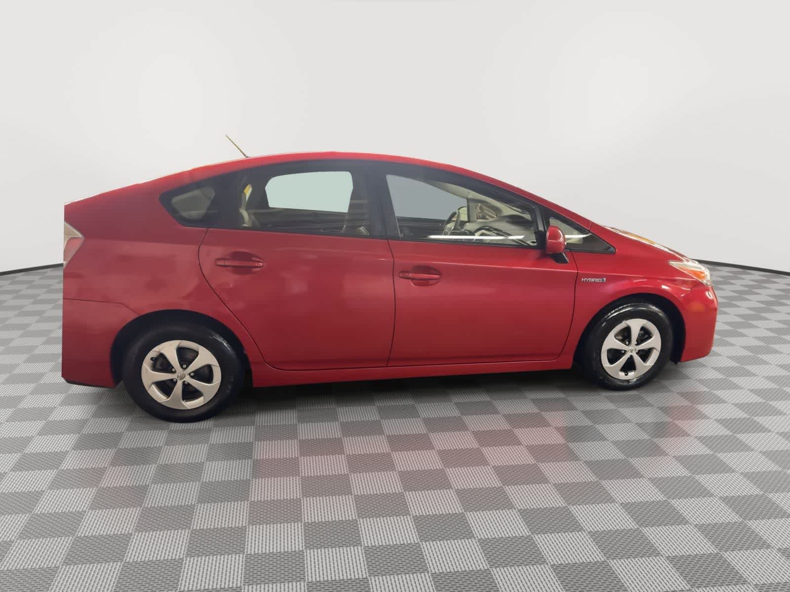 Thumbnail: 2014 Toyota Prius - 9