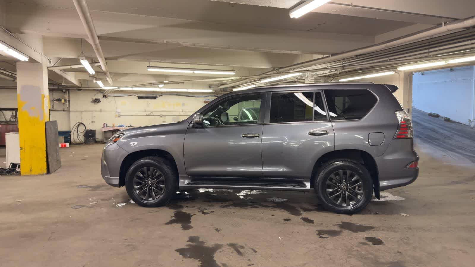 Thumbnail: 2020 Lexus GX - 5