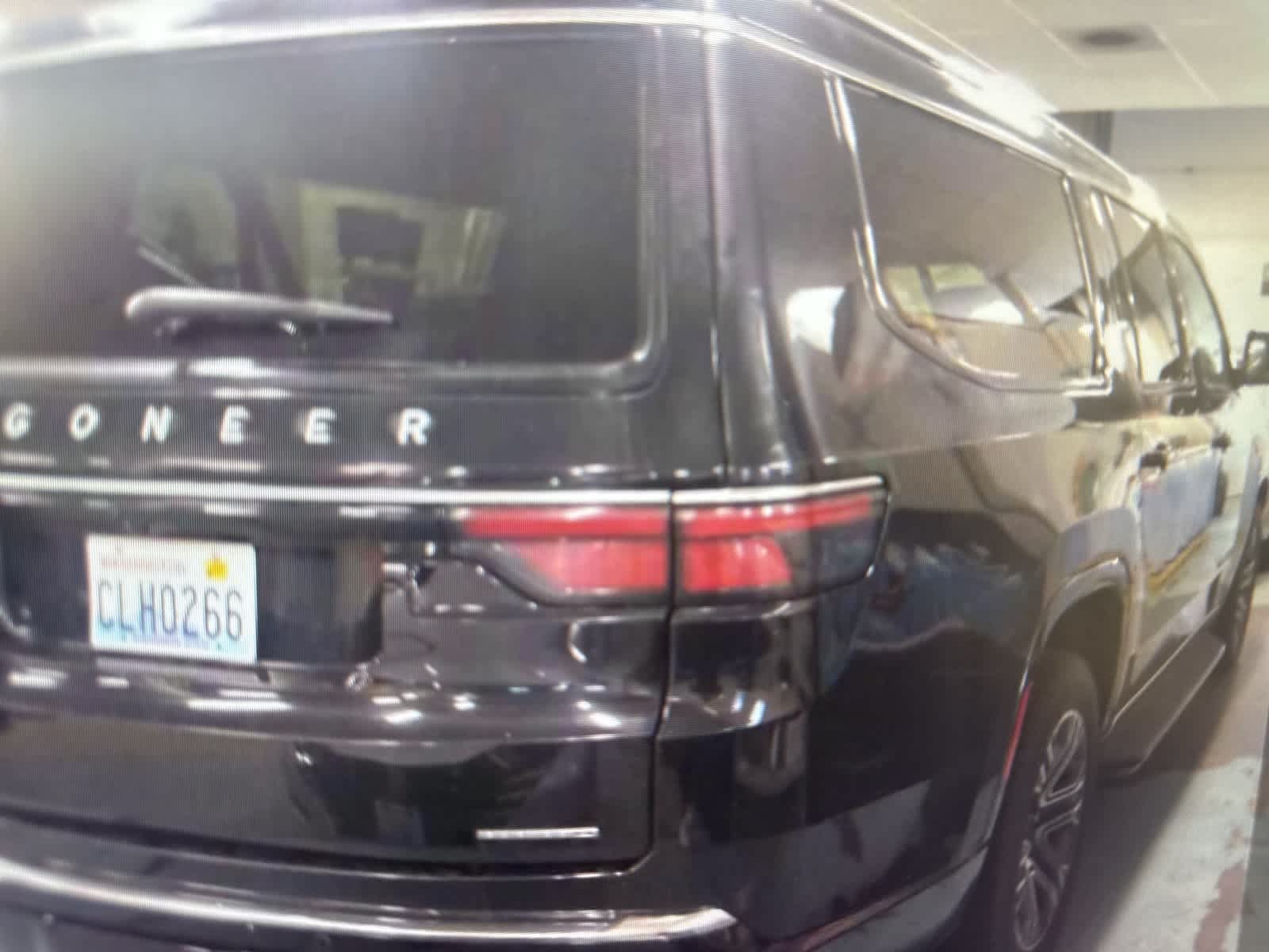 Thumbnail: 2024 Jeep Wagoneer - 3