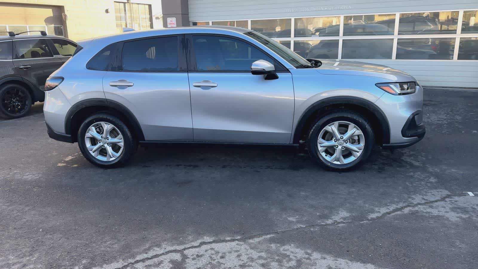 Thumbnail: 2023 Honda HR-V - 9