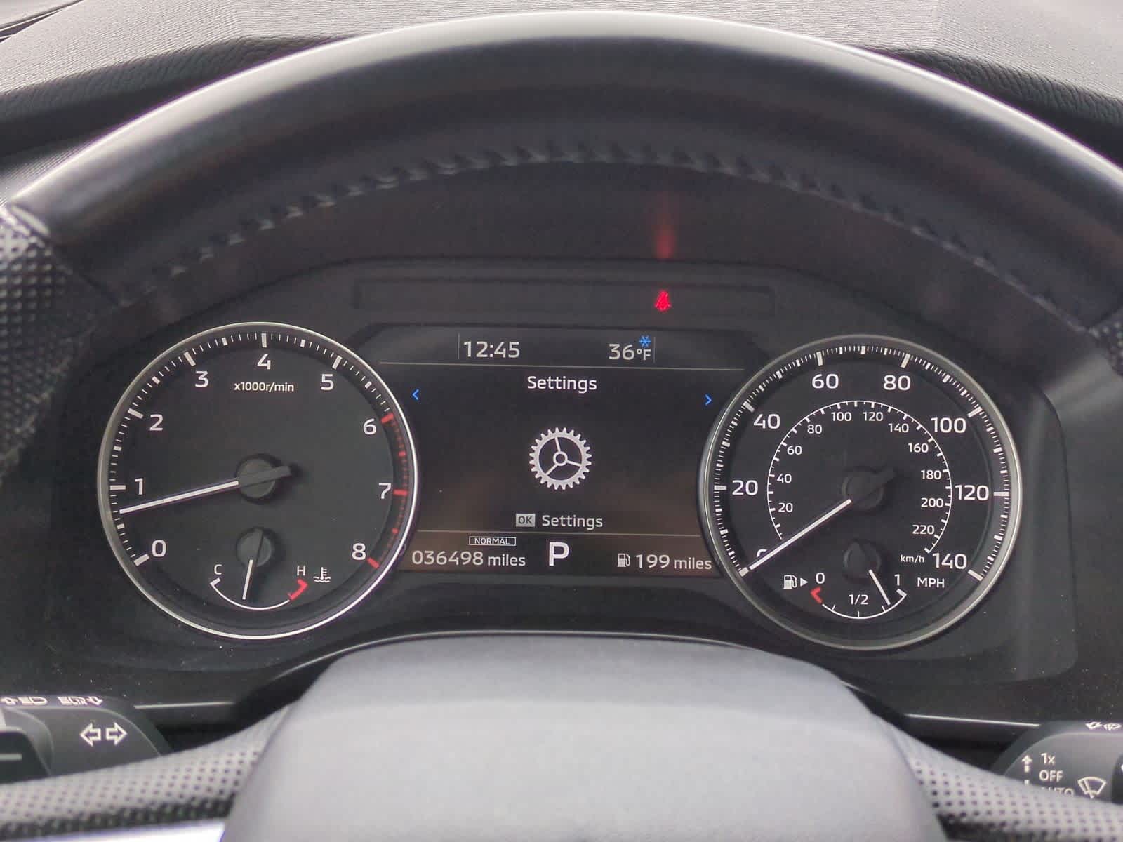 Thumbnail: 2023 Mitsubishi Outlander - 33