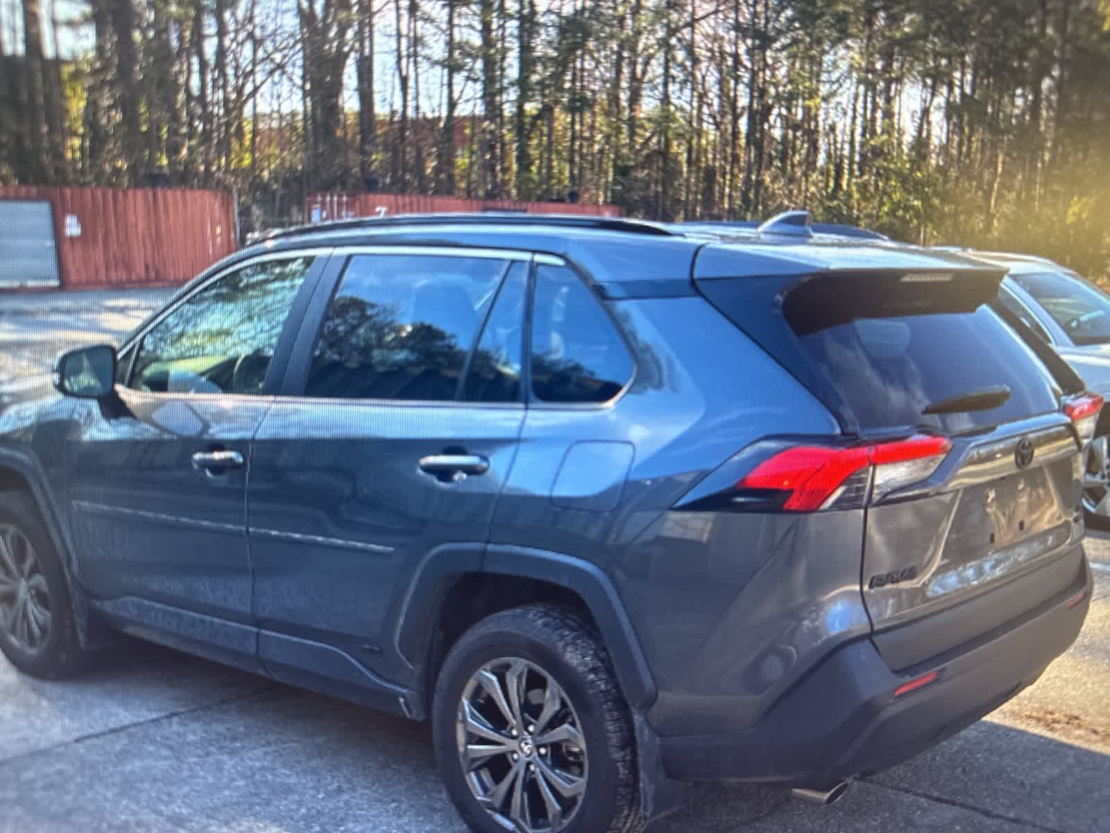 Thumbnail: 2022 Toyota RAV4 - 3