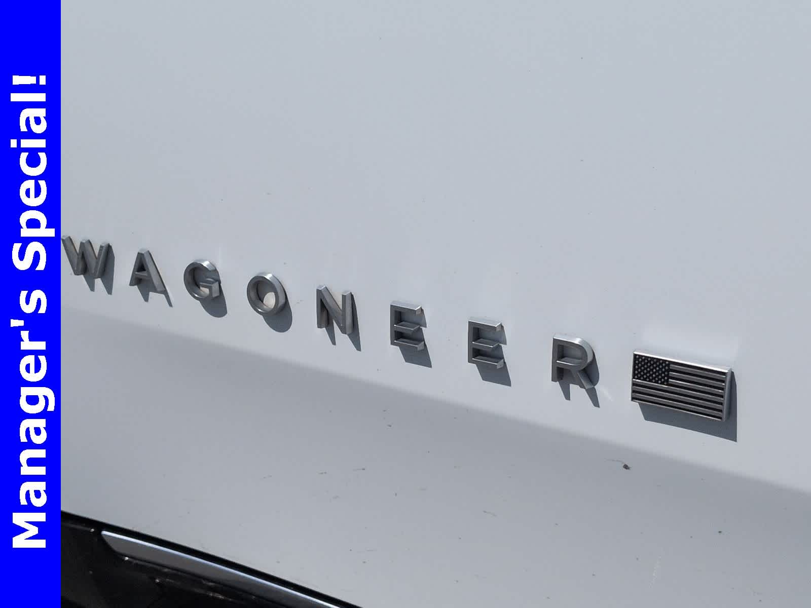 Thumbnail: 2023 Jeep Wagoneer - 12