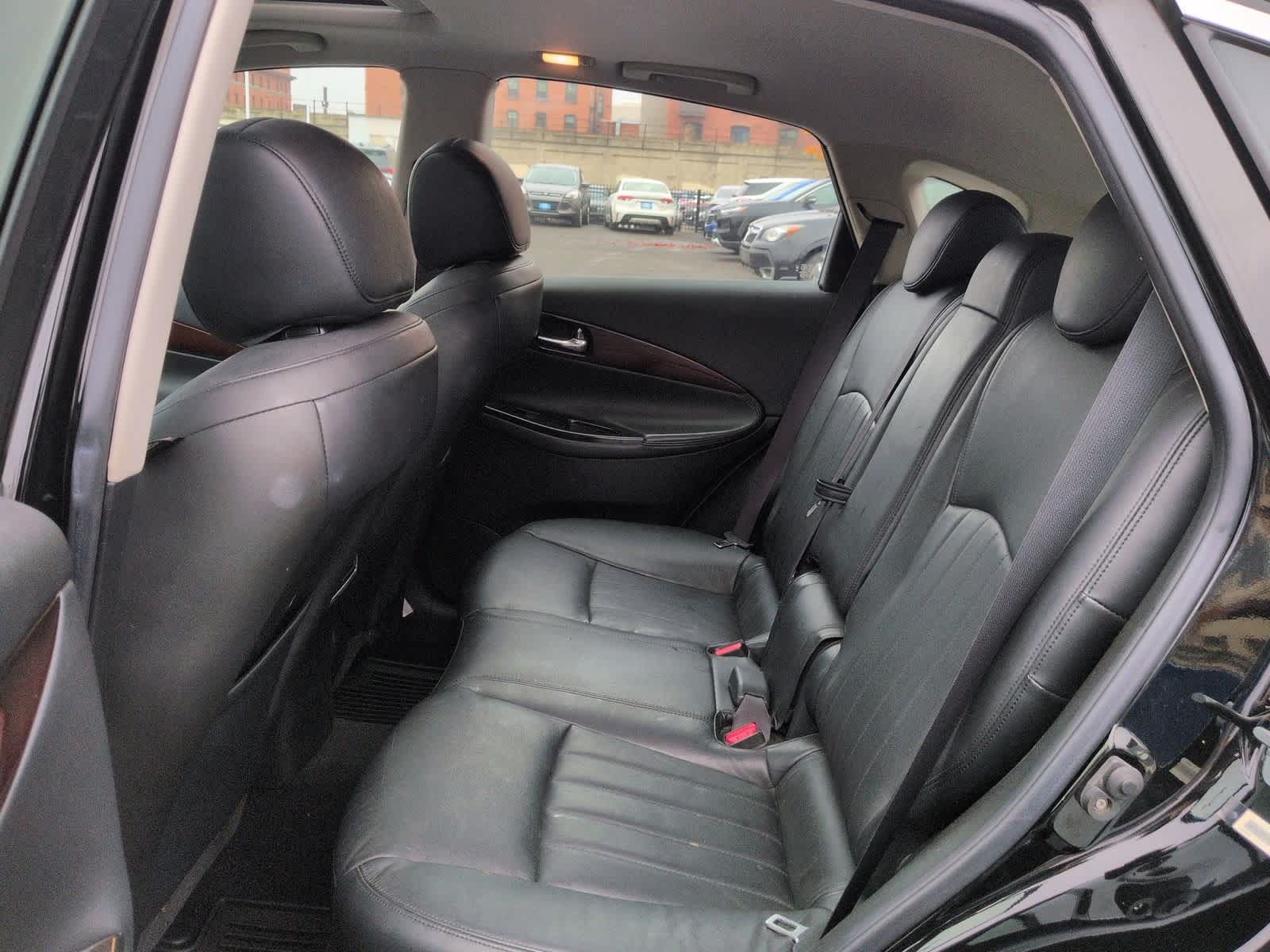 Thumbnail: 2008 INFINITI EX35 - 21