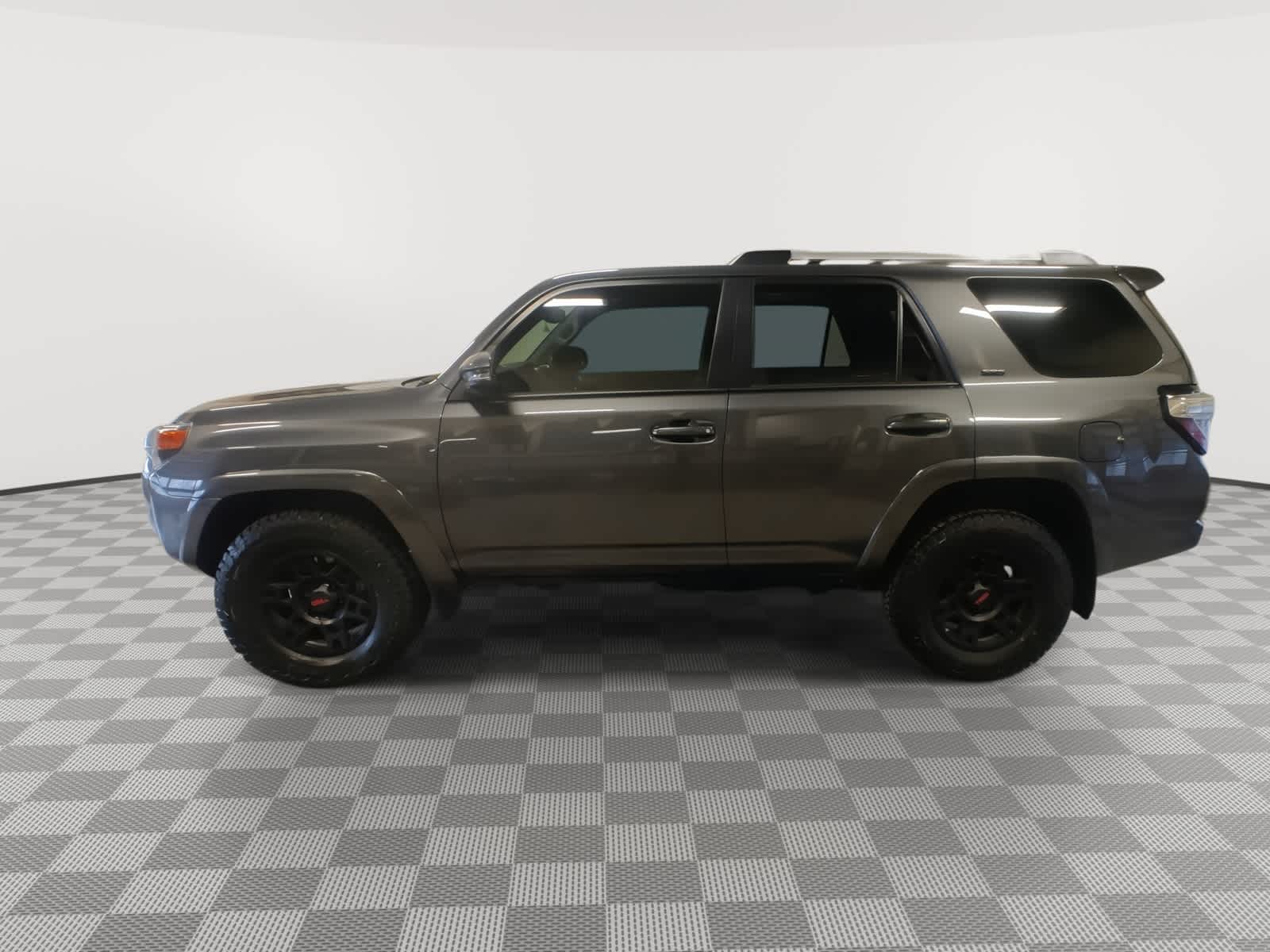Thumbnail: 2021 Toyota 4Runner - 5