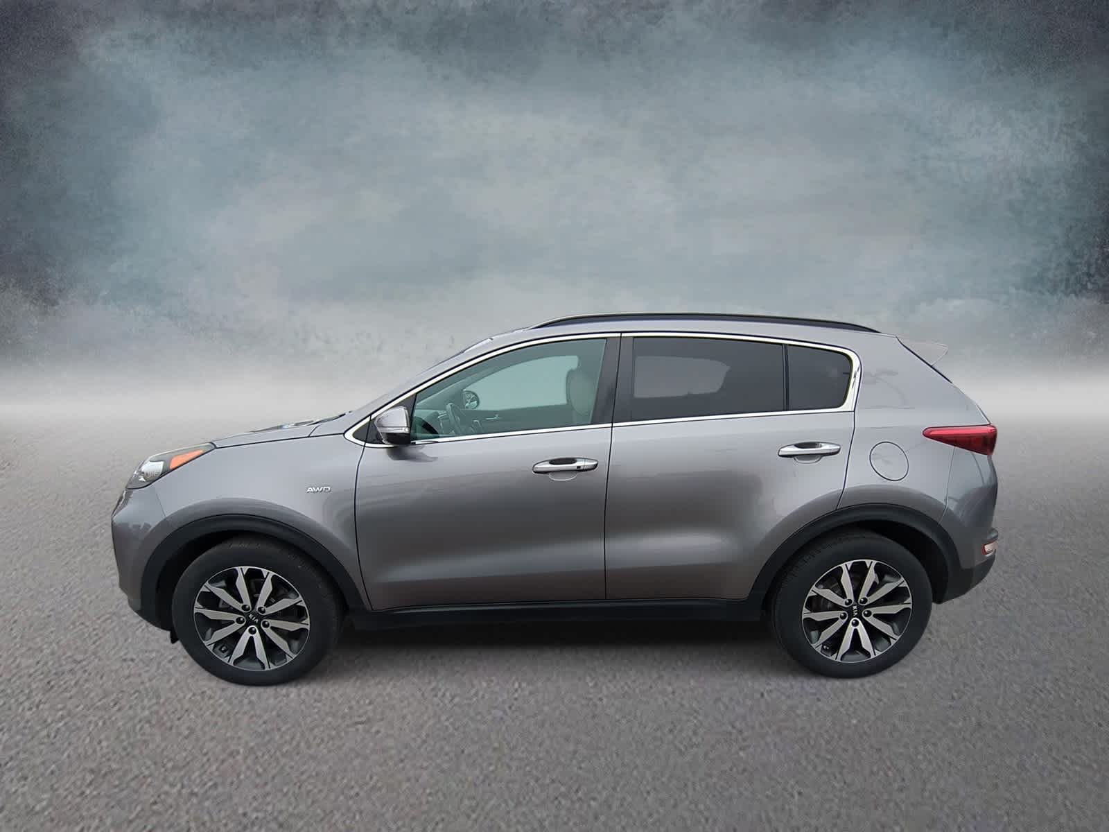 Thumbnail: 2019 Kia Sportage - 5