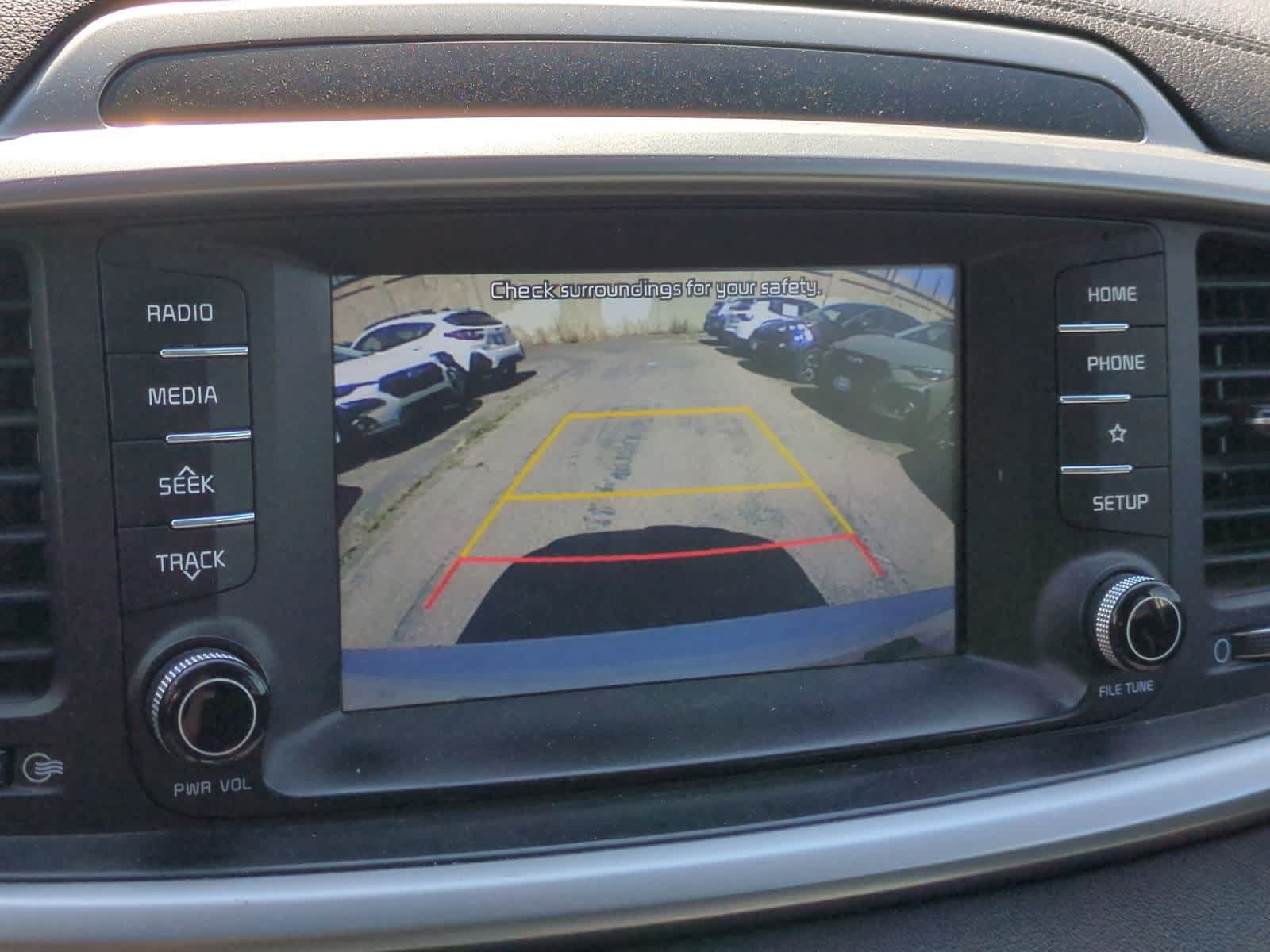 Thumbnail: 2019 Kia Sorento - 29