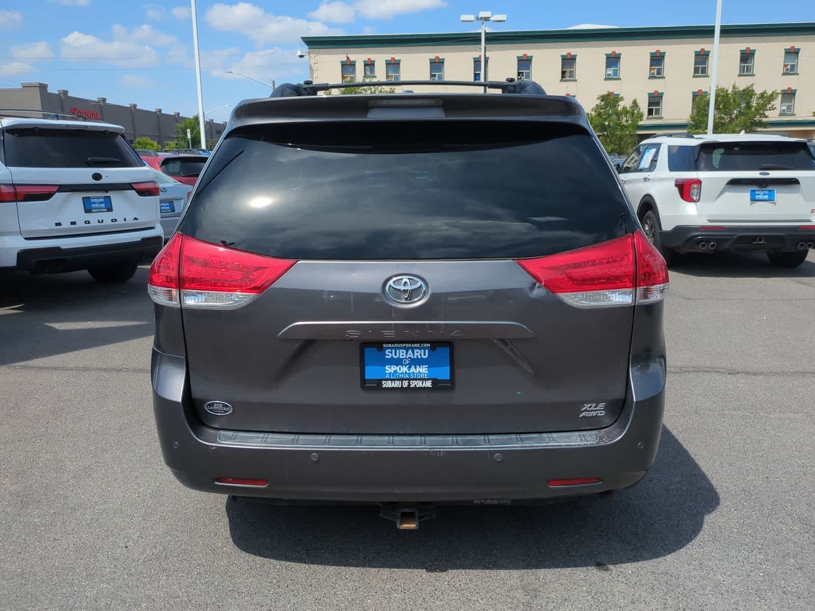 Thumbnail: 2013 Toyota Sienna - 7