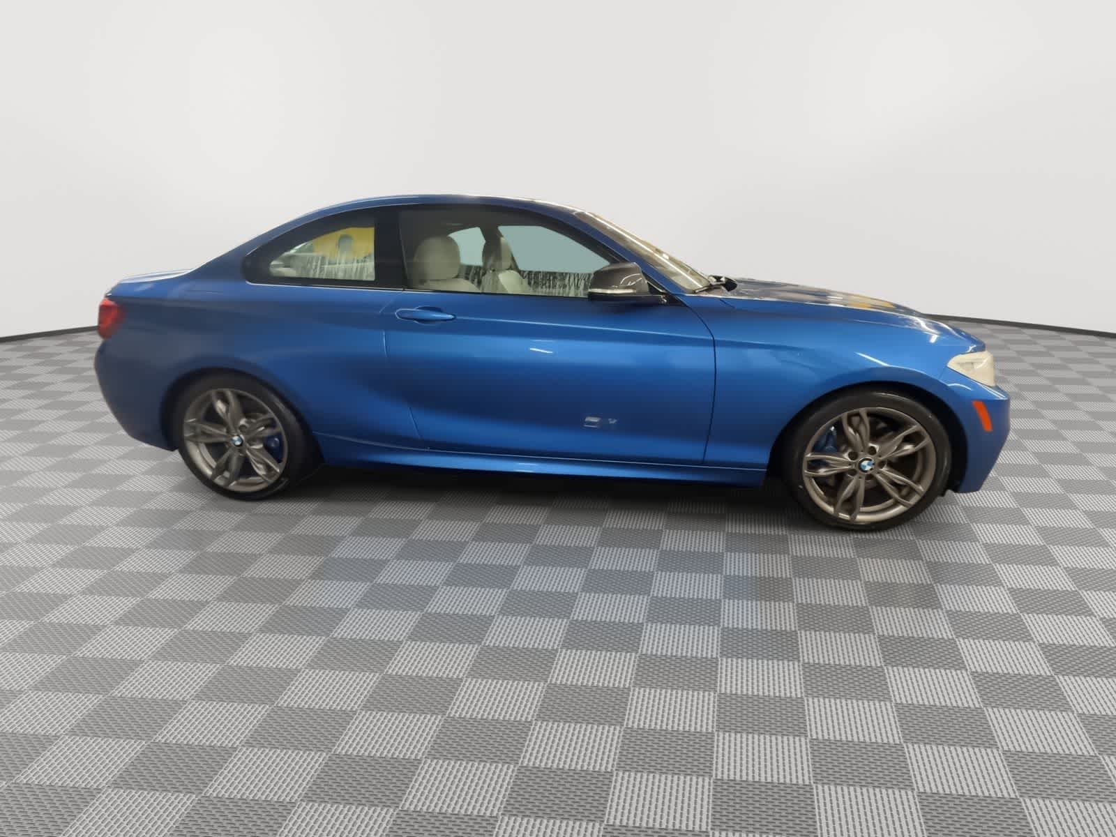 Thumbnail: 2016 BMW 2 Series - 9