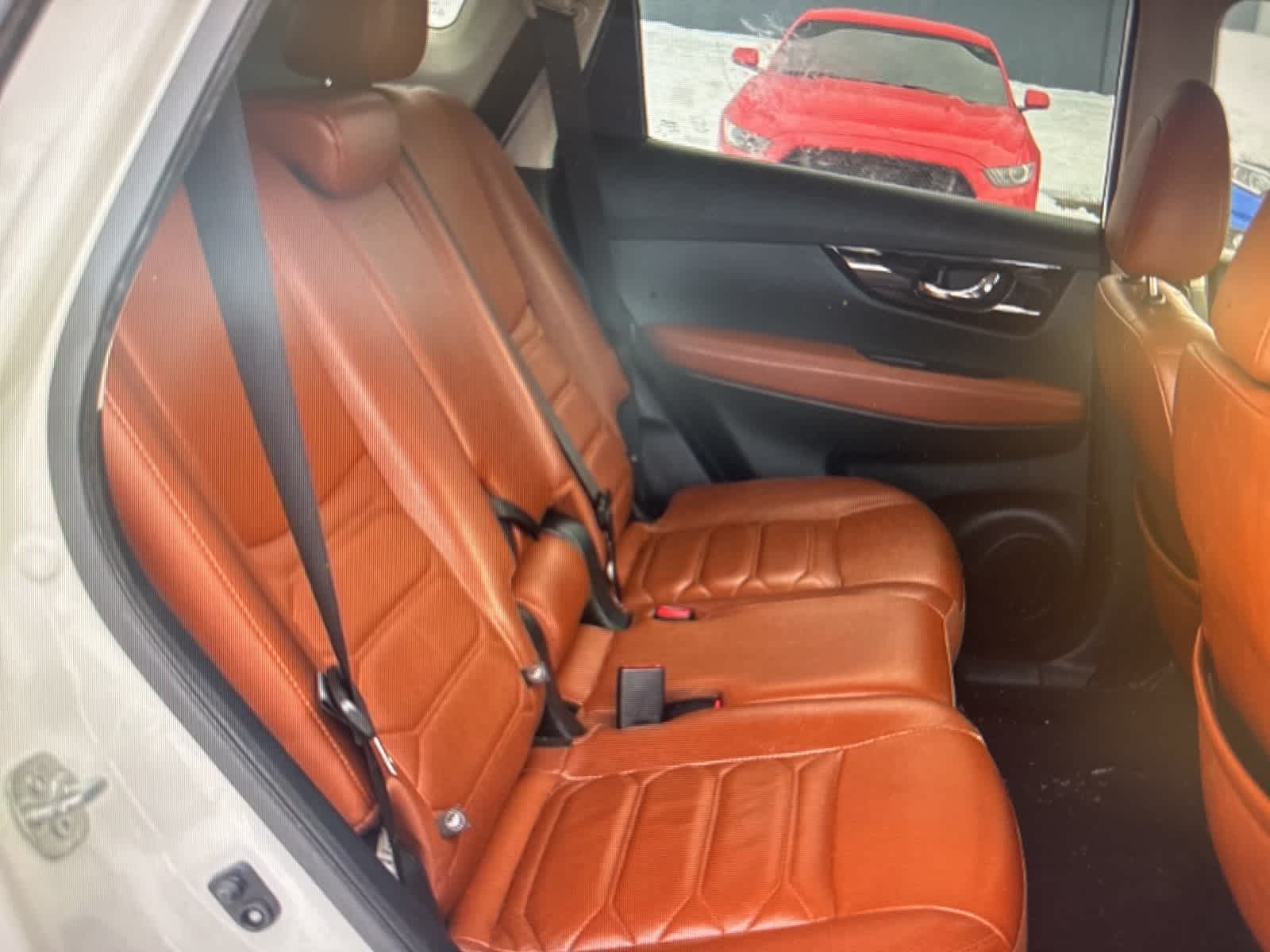 Thumbnail: 2019 Nissan Rogue - 14