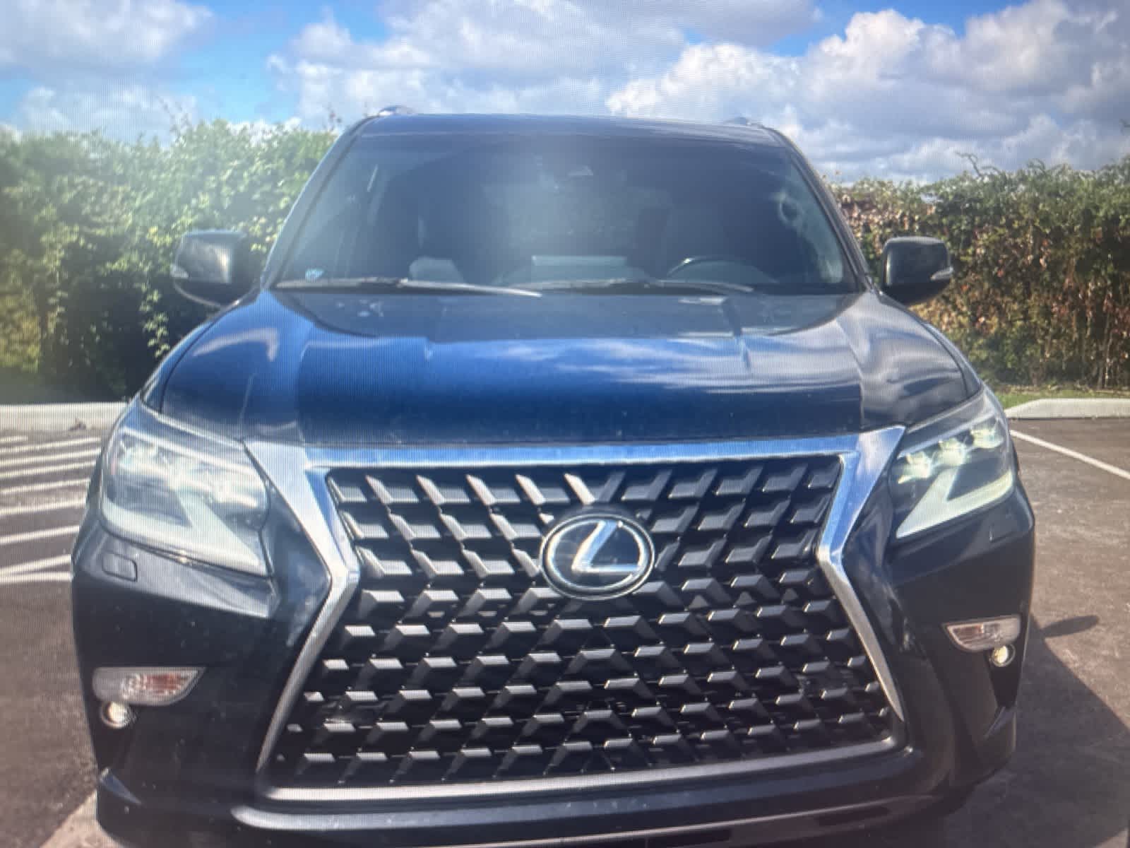 Thumbnail: 2022 Lexus GX - 8