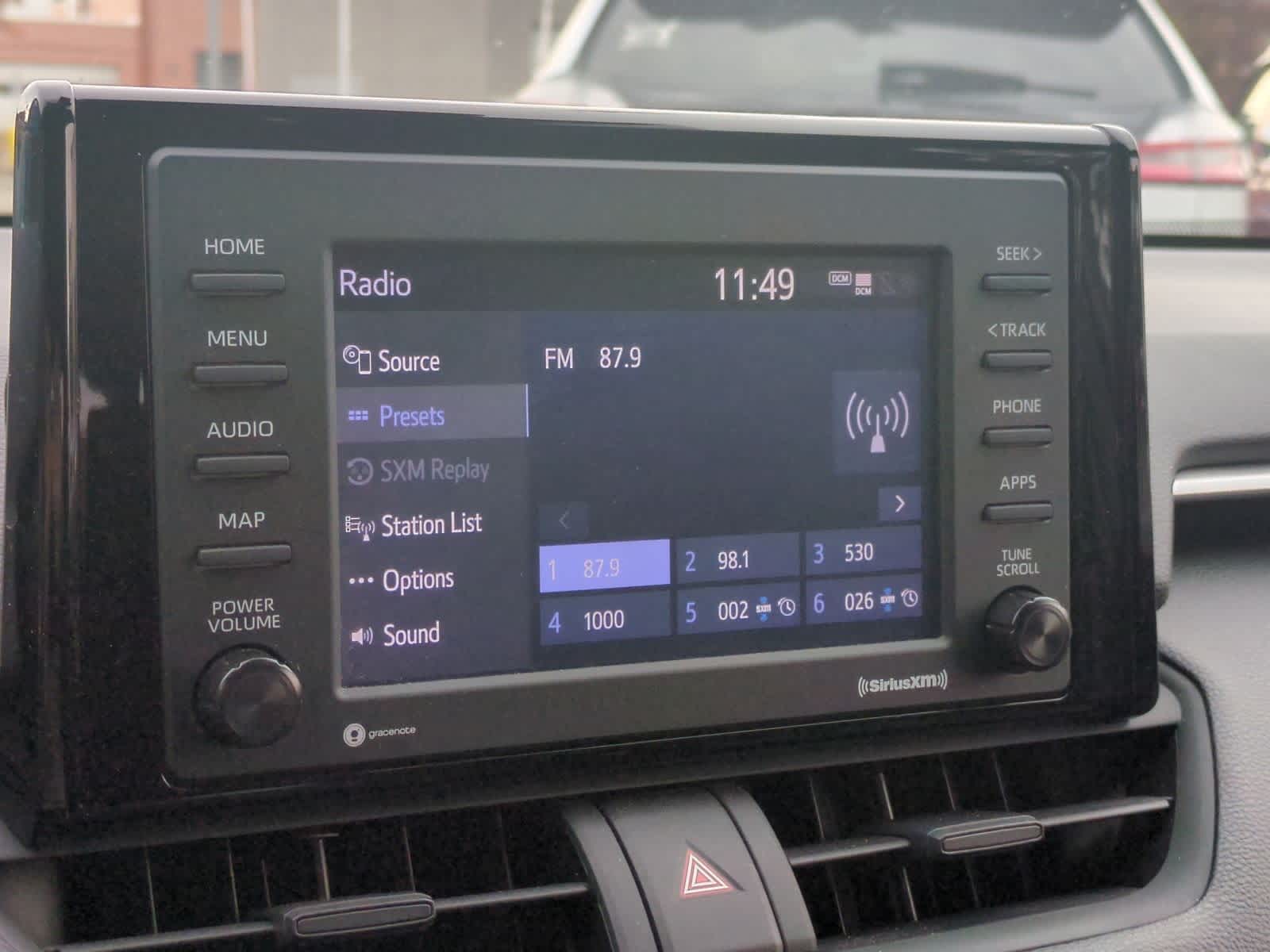 Thumbnail: 2022 Toyota RAV4 - 31