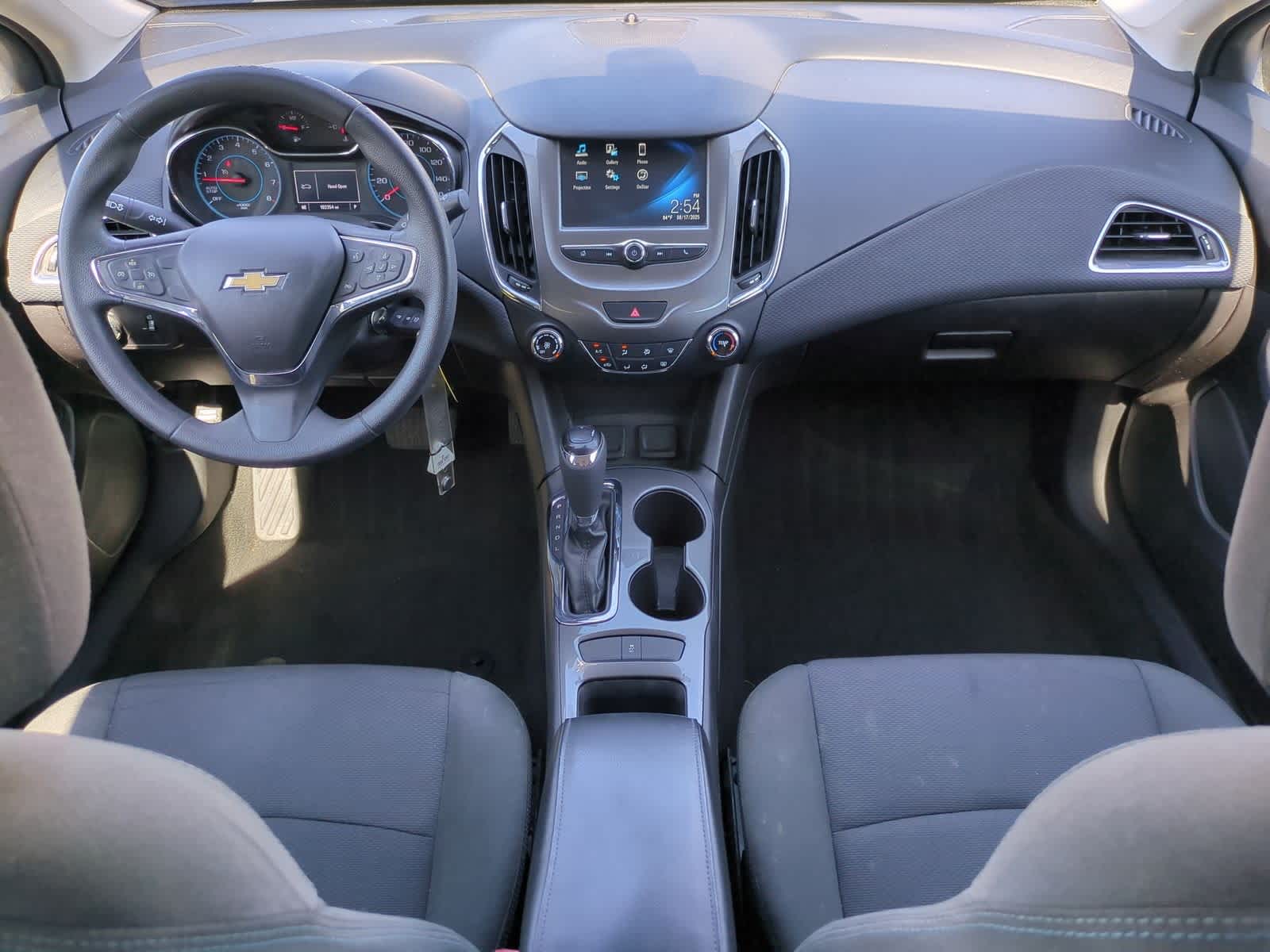 Thumbnail: 2018 Chevrolet Cruze - 16