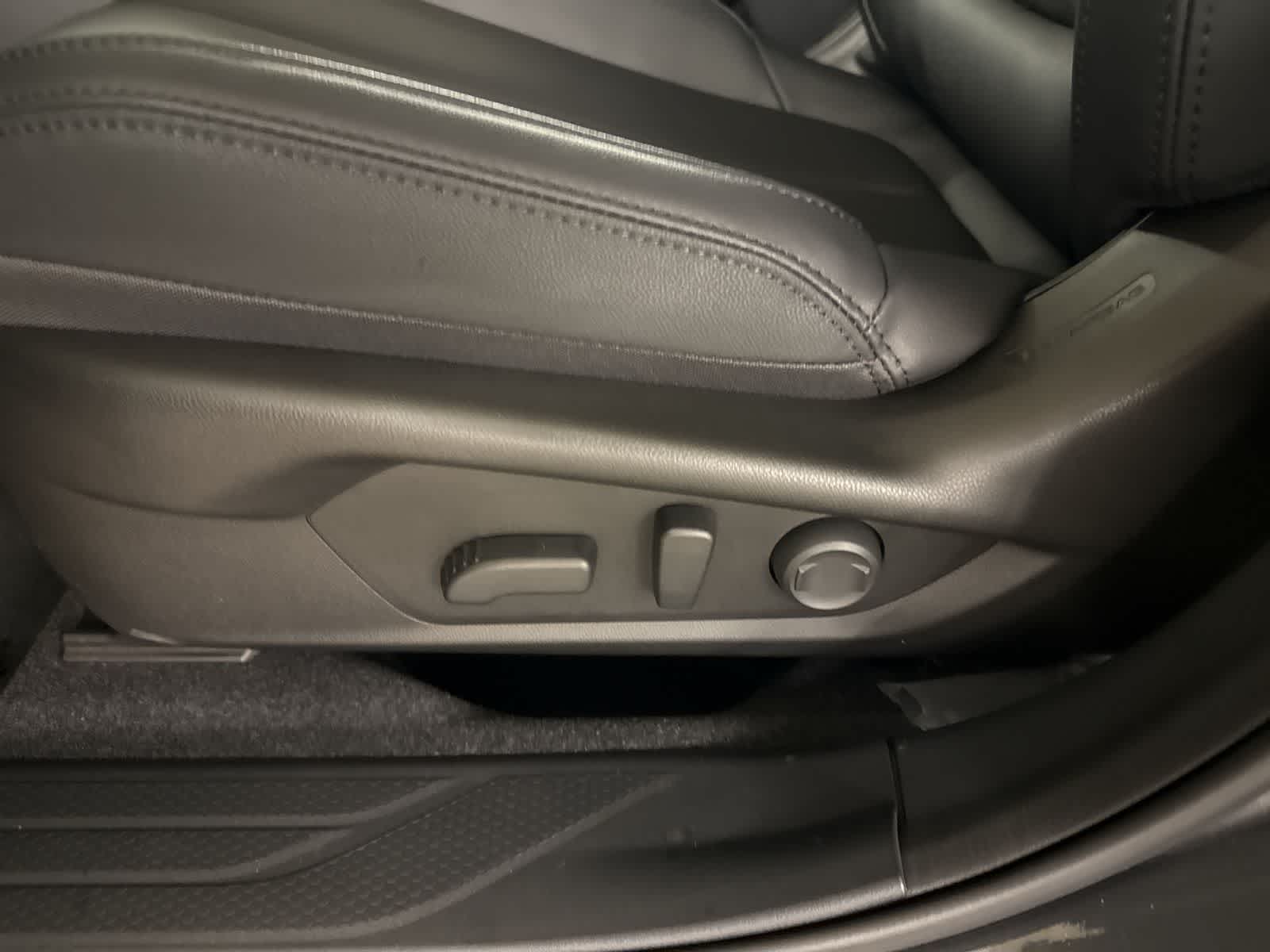 Thumbnail: 2026 Subaru Outback - 18