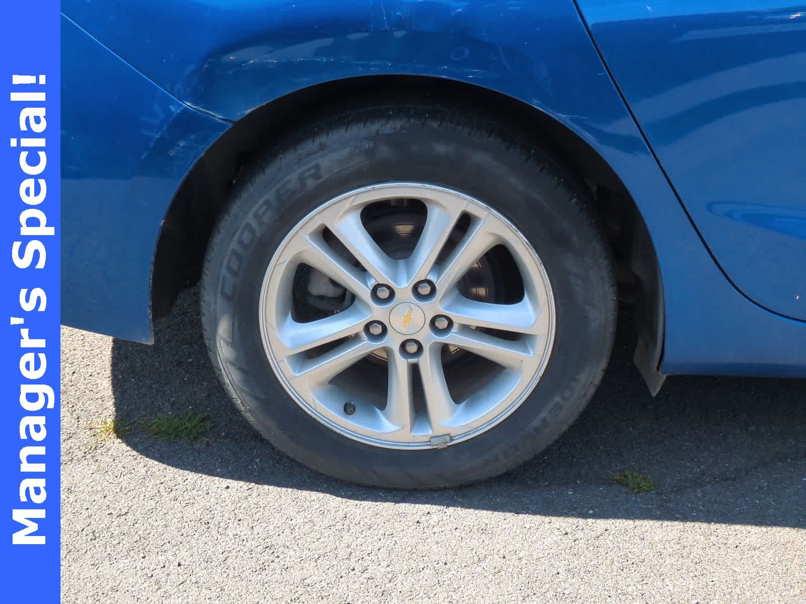 Thumbnail: 2018 Chevrolet Cruze - 14