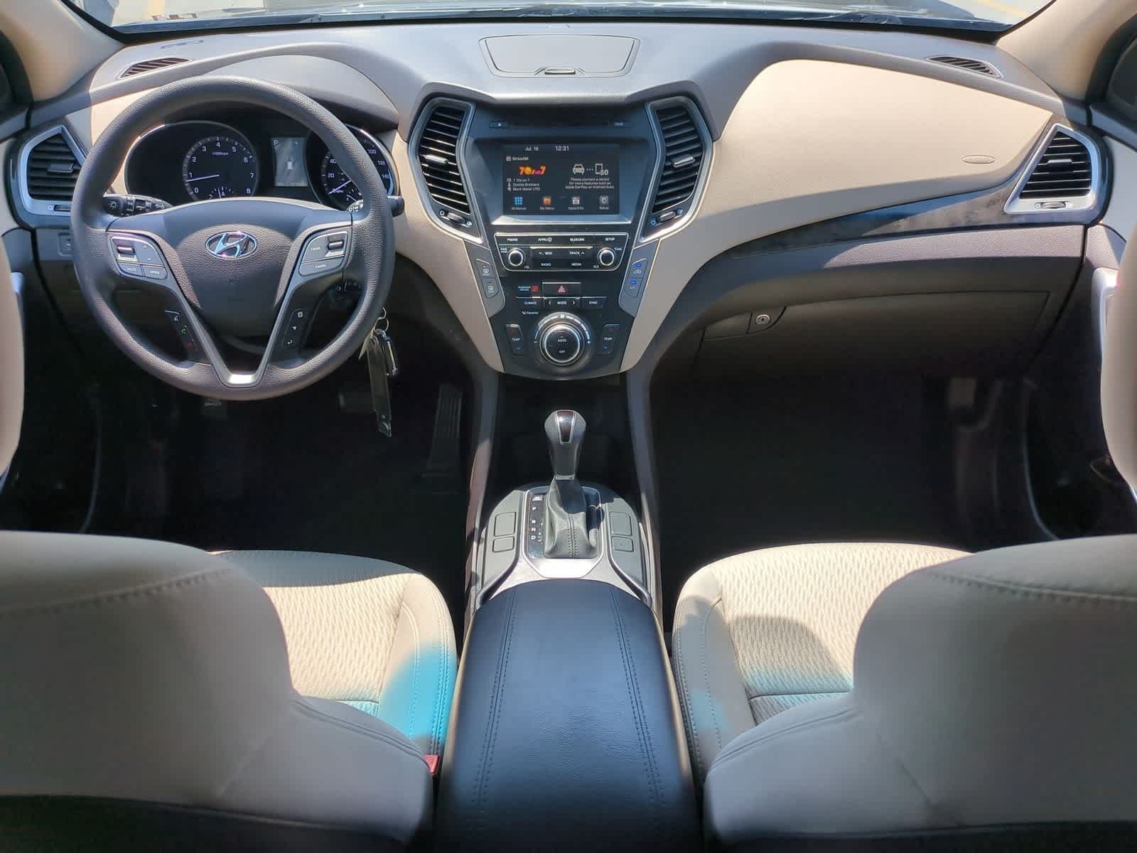 Thumbnail: 2017 Hyundai Santa Fe - 15