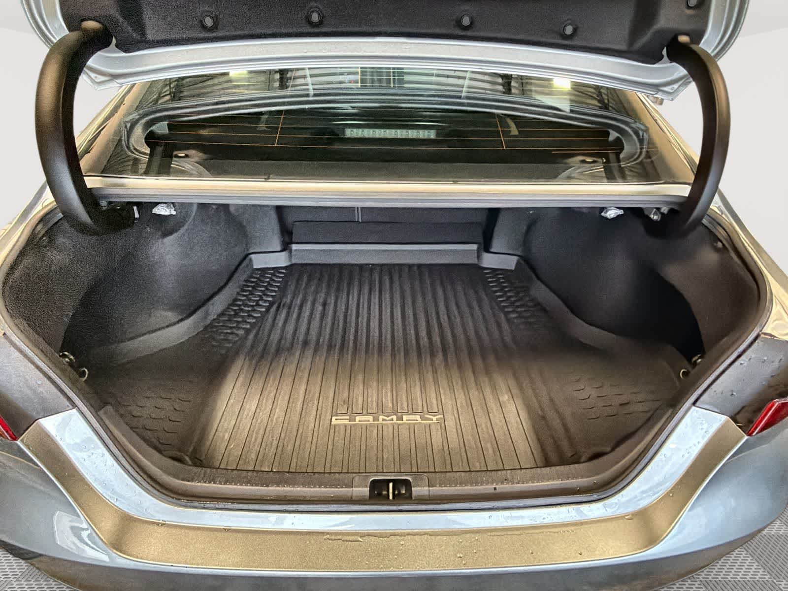 2020 Toyota Camry XSE - Photo 36