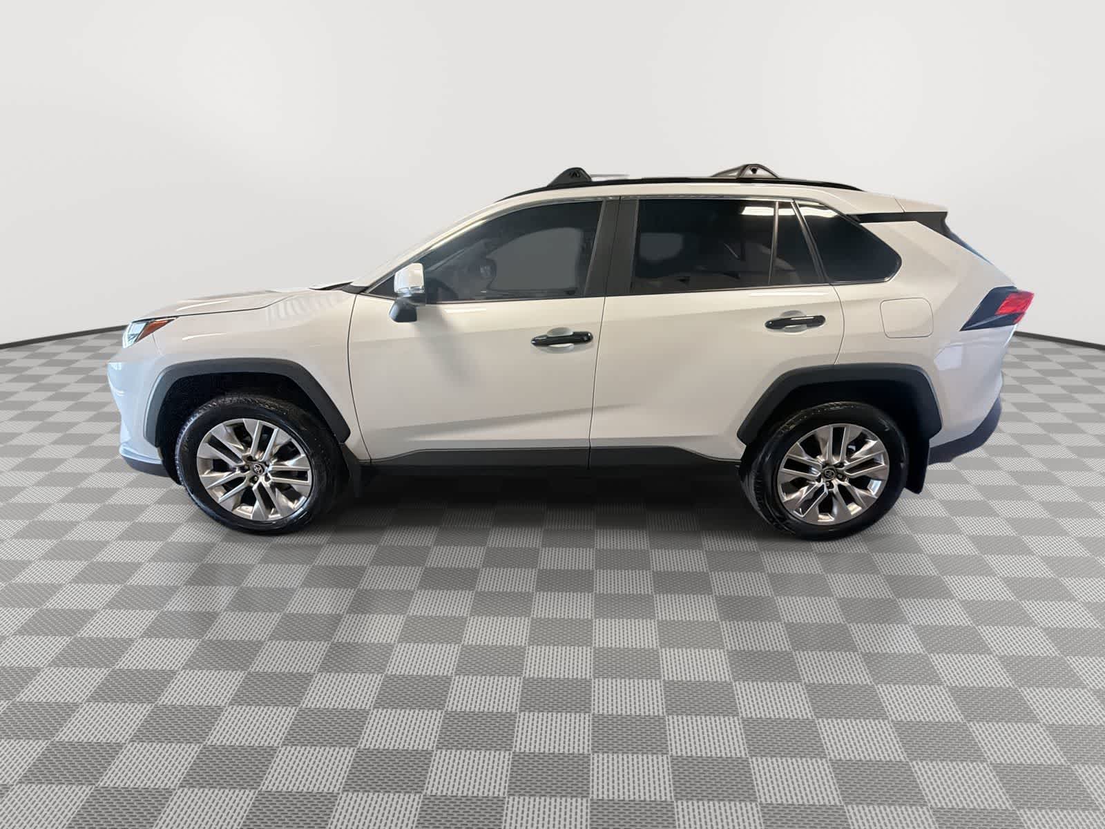 Thumbnail: 2025 Toyota RAV4 - 5