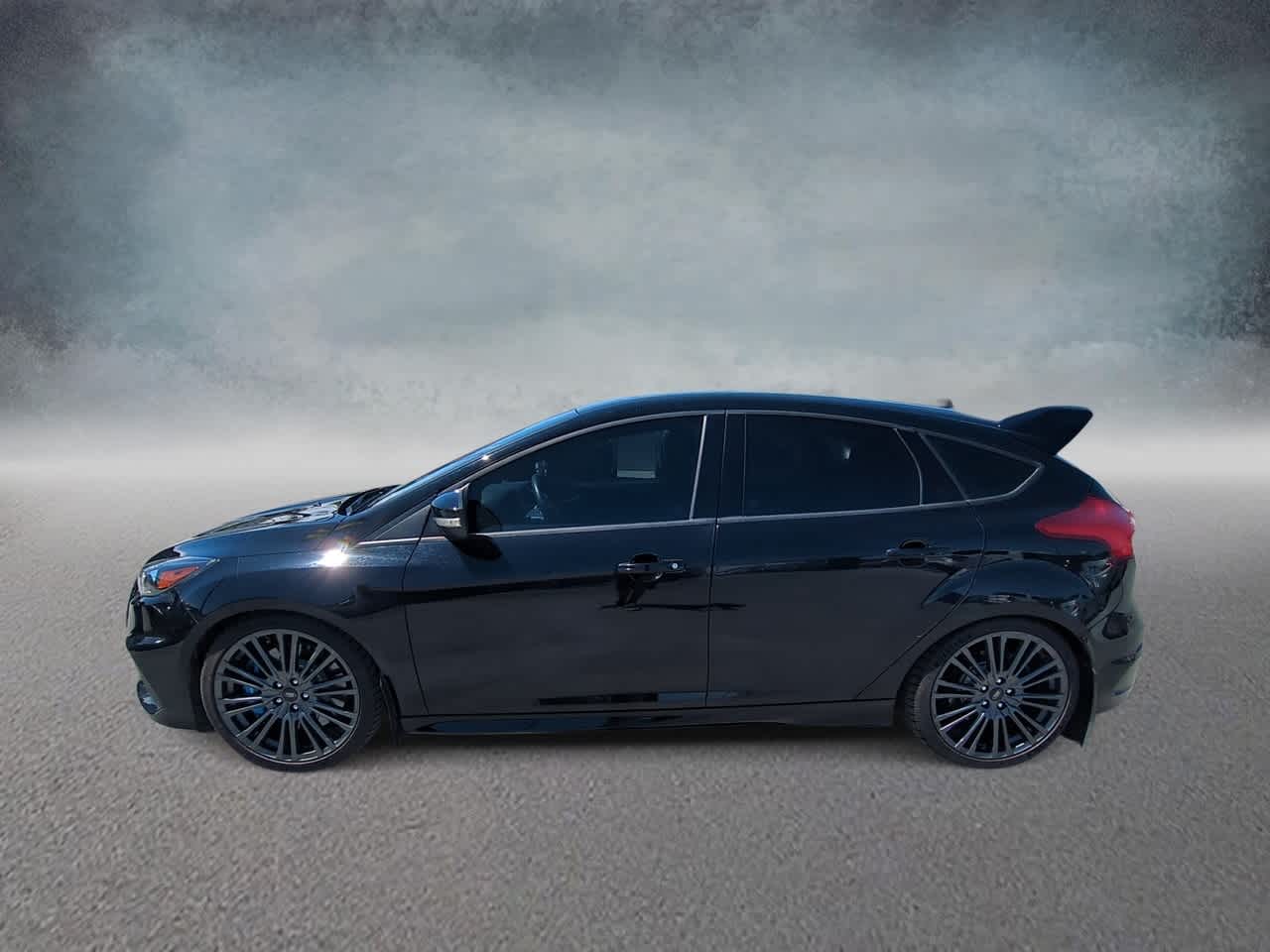 Thumbnail: 2016 Ford Focus - 5