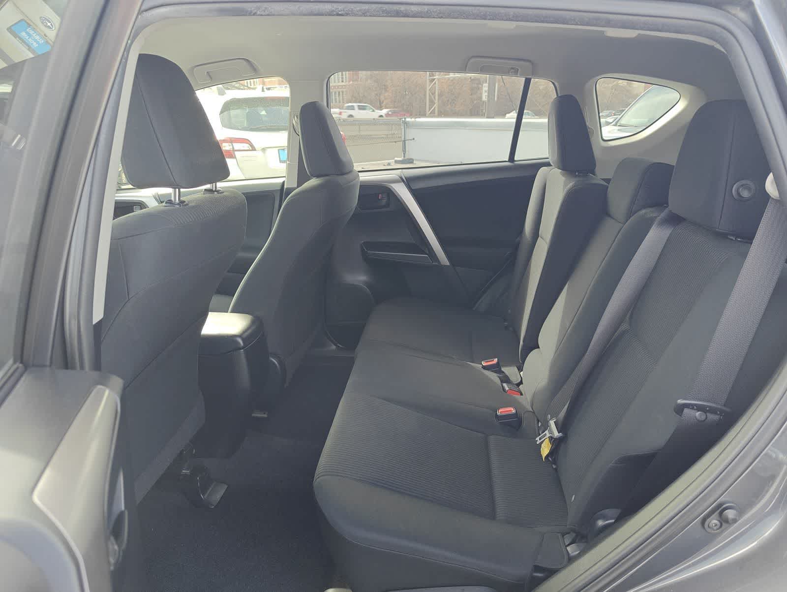 Thumbnail: 2017 Toyota RAV4 - 19