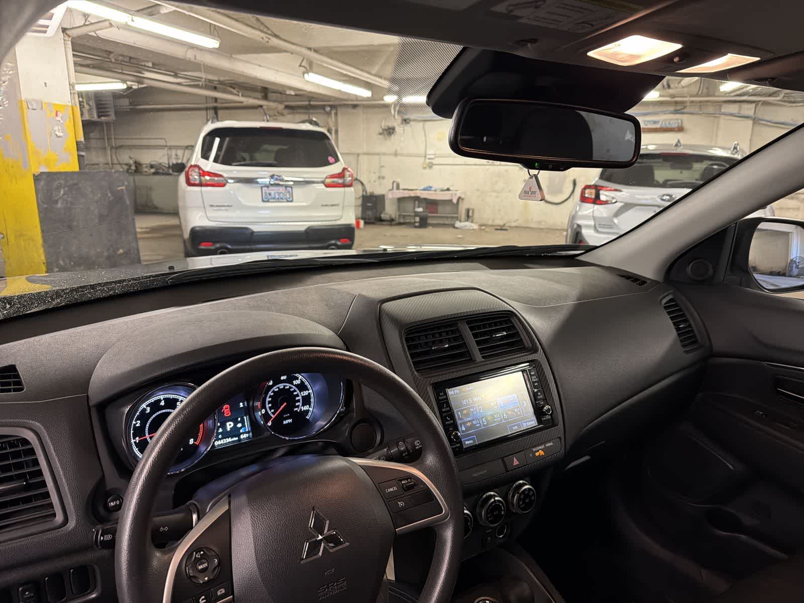 Thumbnail: 2024 Mitsubishi Outlander Sport - 16