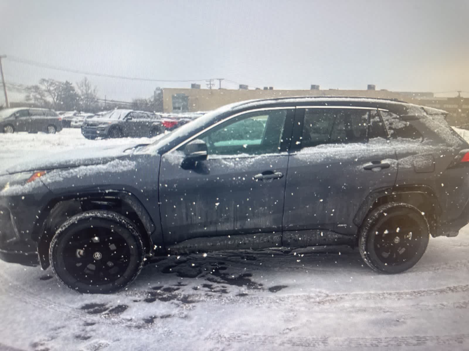 Used 2024 Toyota RAV4 XSE with VIN 2T3E6RFV5RW067004 for sale in Kansas City