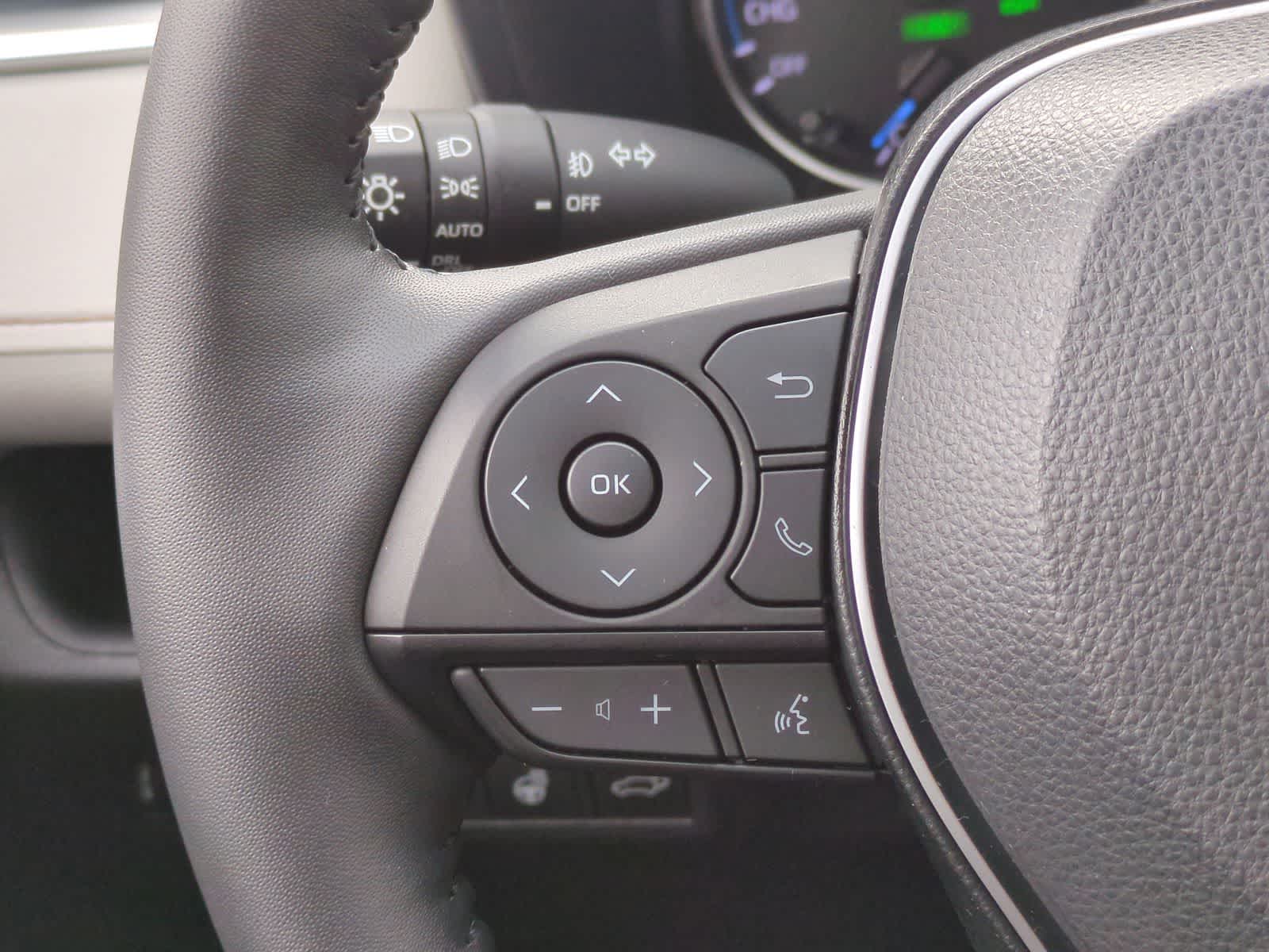 Thumbnail: 2022 Toyota RAV4 - 25