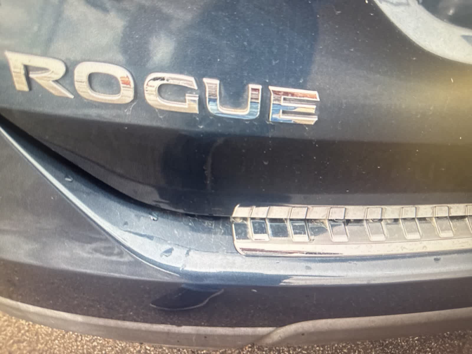 Thumbnail: 2016 Nissan Rogue - 9