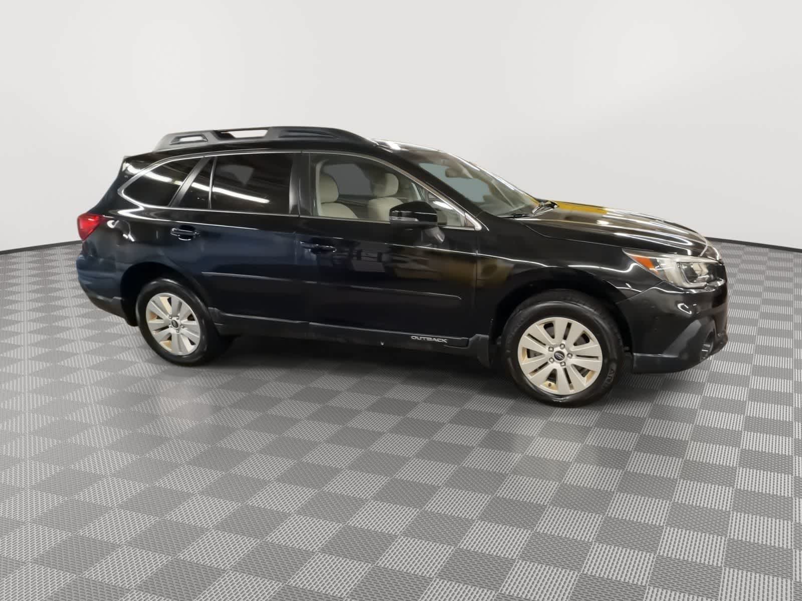 Thumbnail: 2019 Subaru Outback - 2