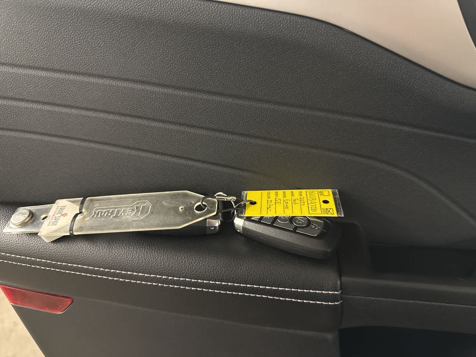 Thumbnail: 2022 Ford Escape - 33