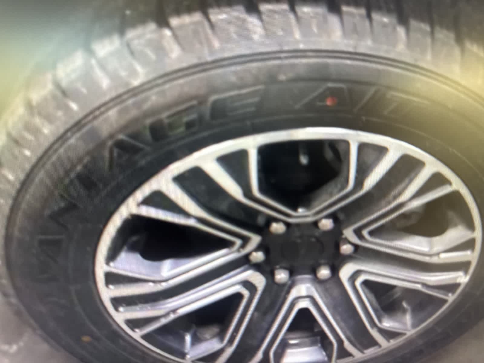 Thumbnail: 2024 Jeep Wagoneer - 7