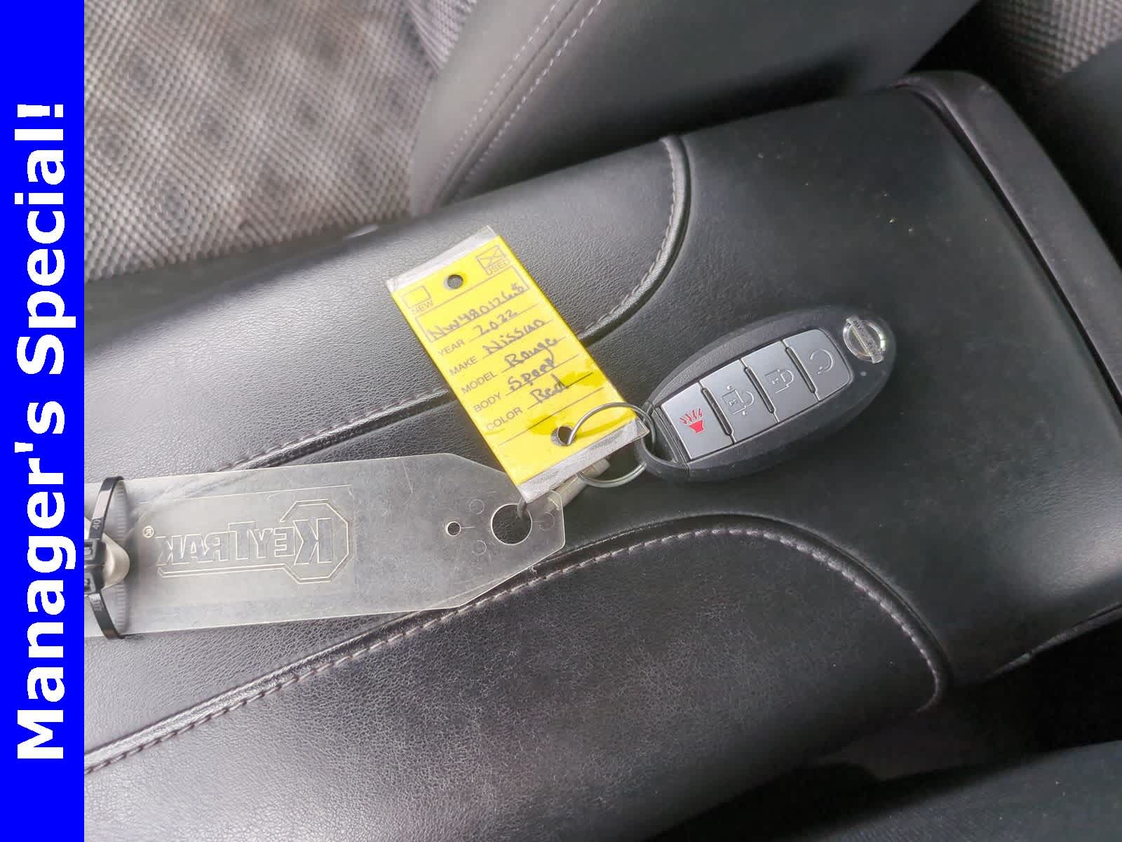 Thumbnail: 2022 Nissan Rogue Sport - 34