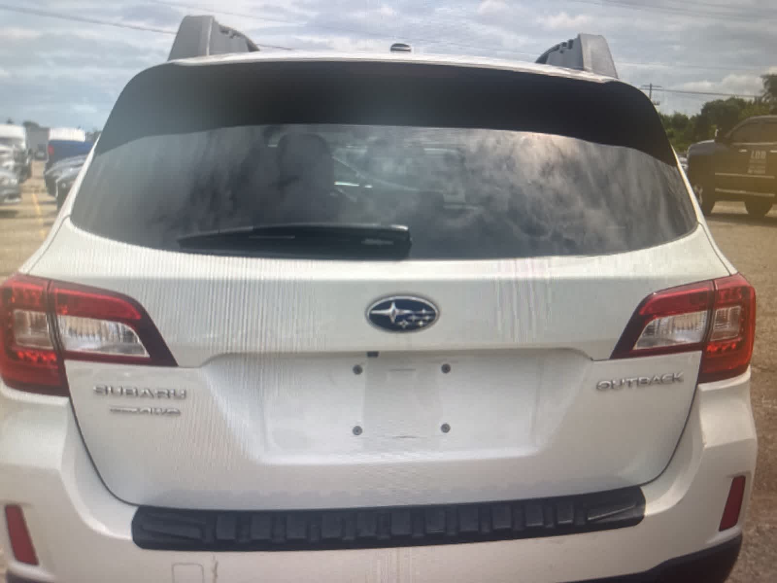 Thumbnail: 2015 Subaru Outback - 4