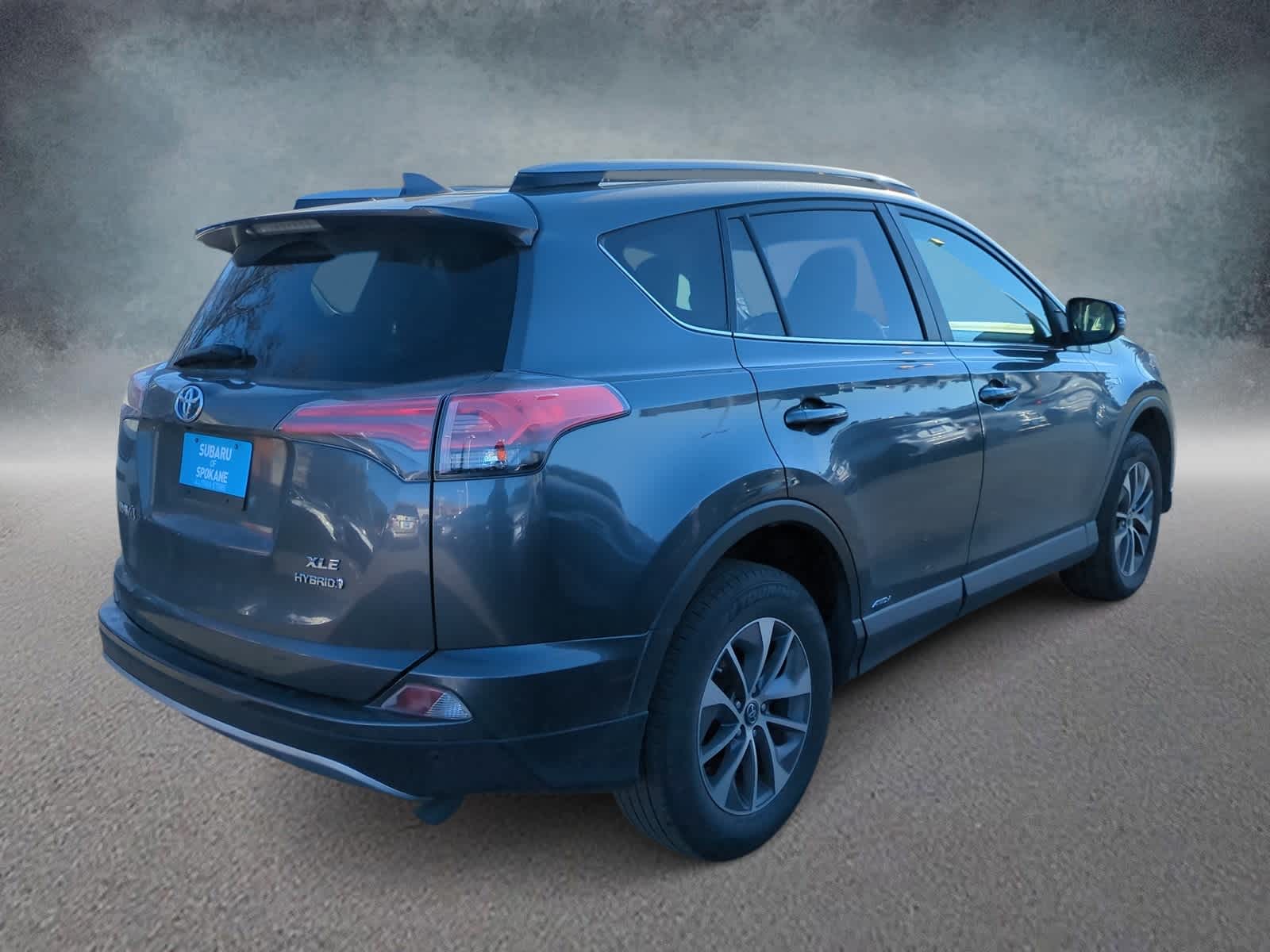 Thumbnail: 2018 Toyota RAV4 - 8