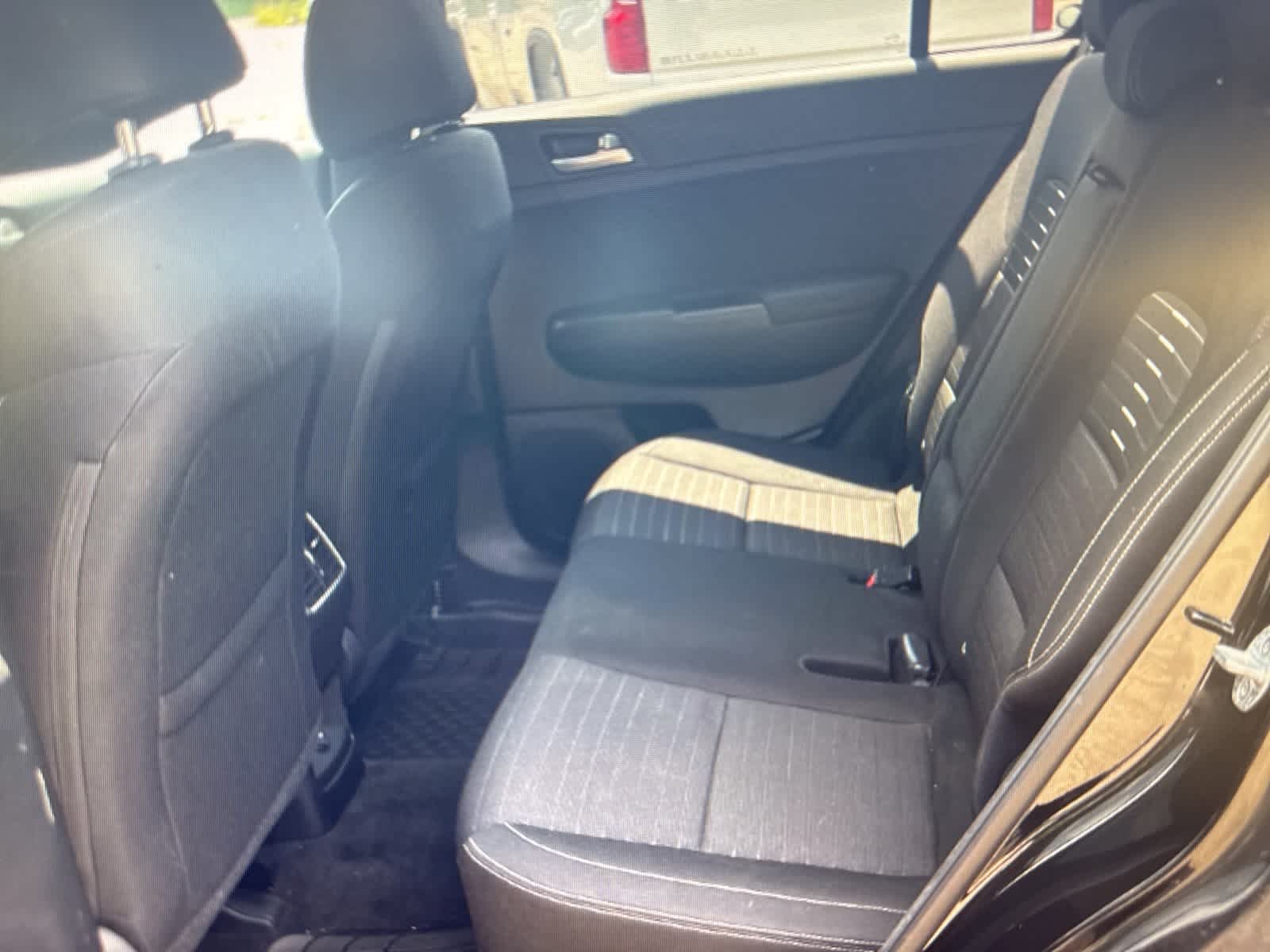 2018 Kia Sportage LX 12