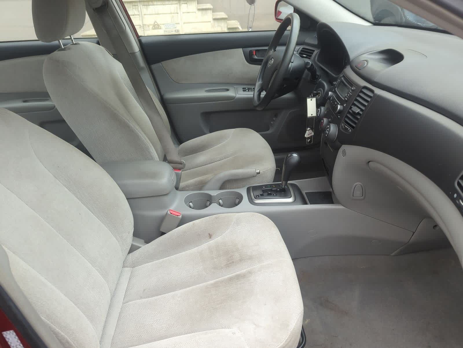 Thumbnail: 2006 Kia Optima - 21