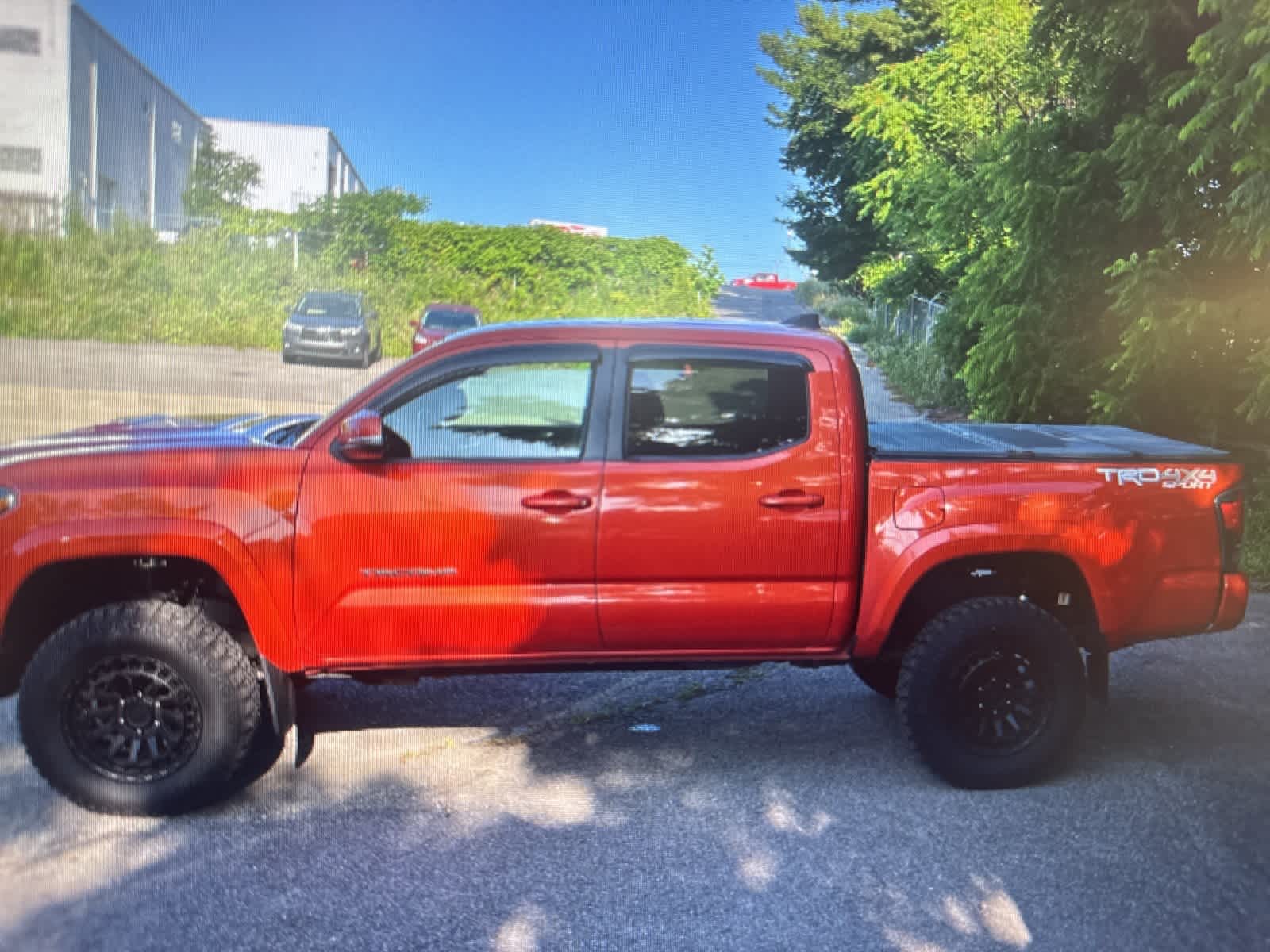 Thumbnail: 2016 Toyota Tacoma - 2