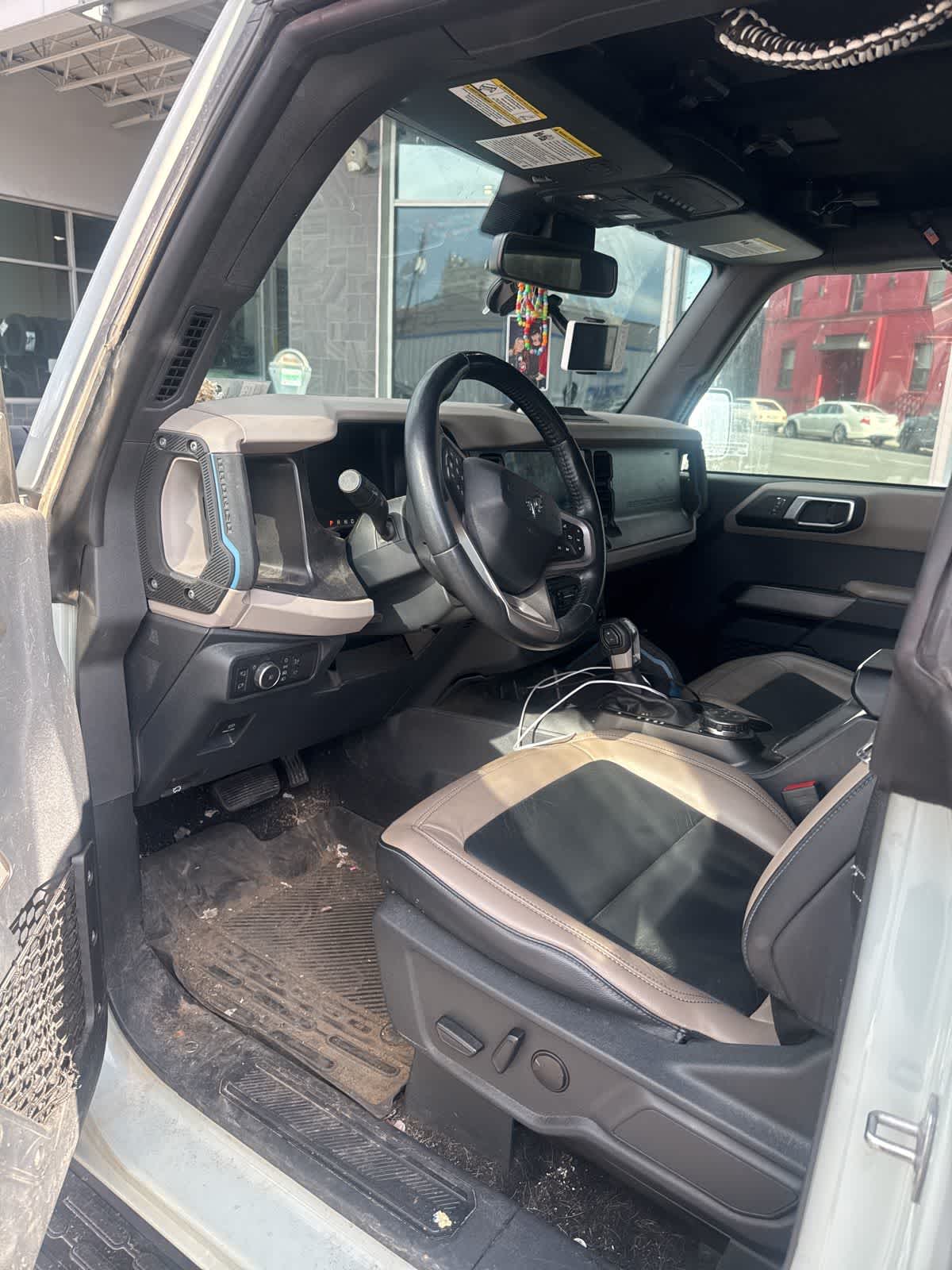 Thumbnail: 2022 Ford Bronco - 3