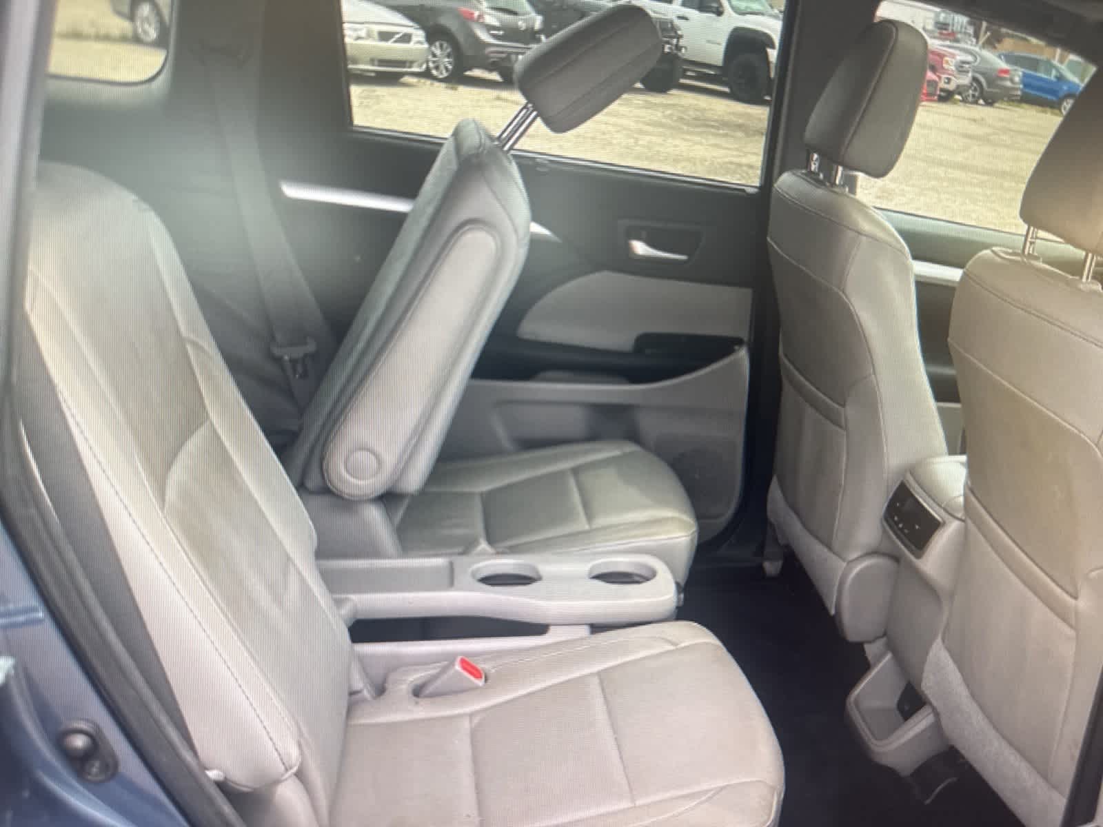 Thumbnail: 2017 Toyota Highlander - 13