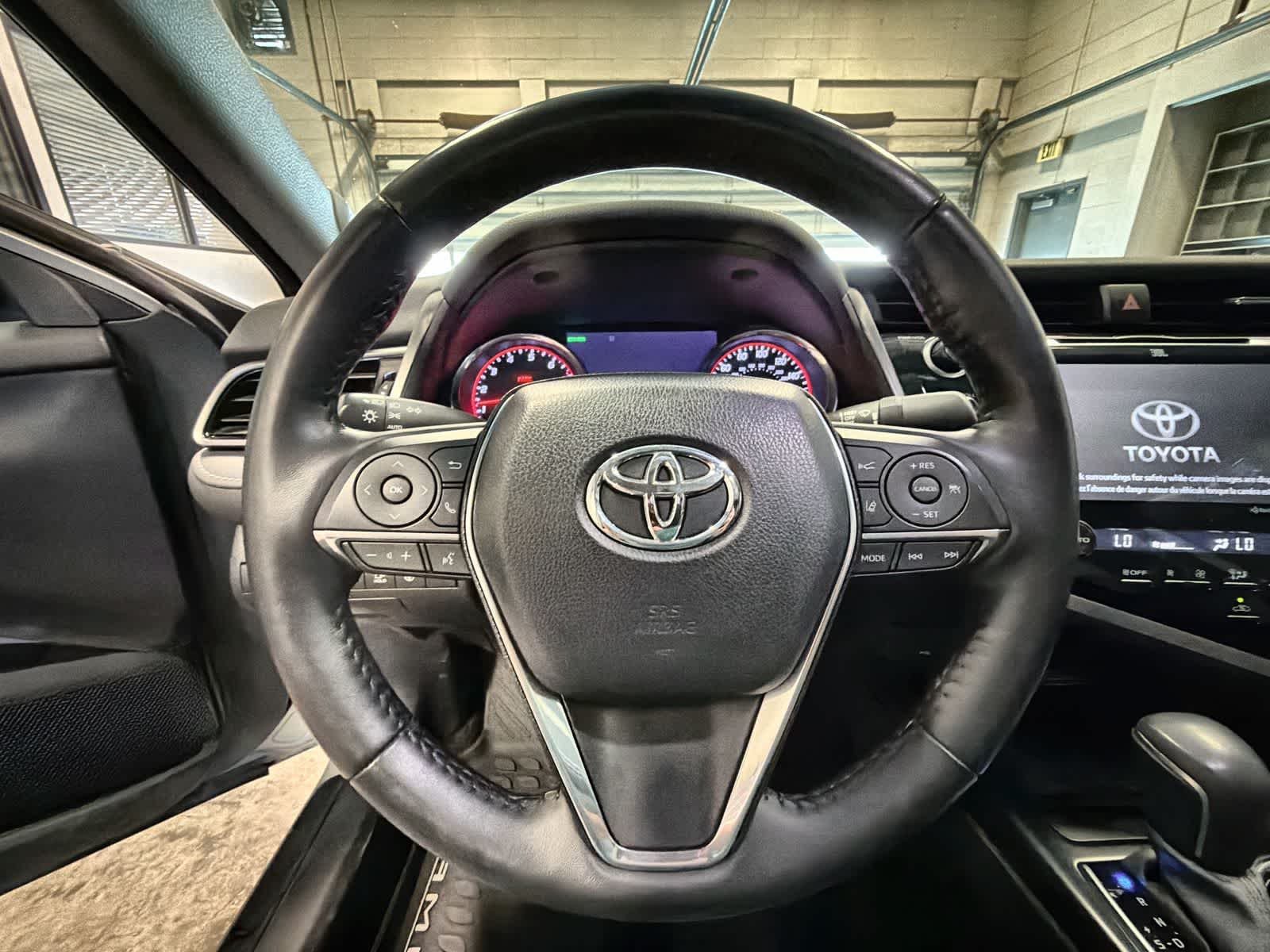 2020 Toyota Camry XSE - Photo 24