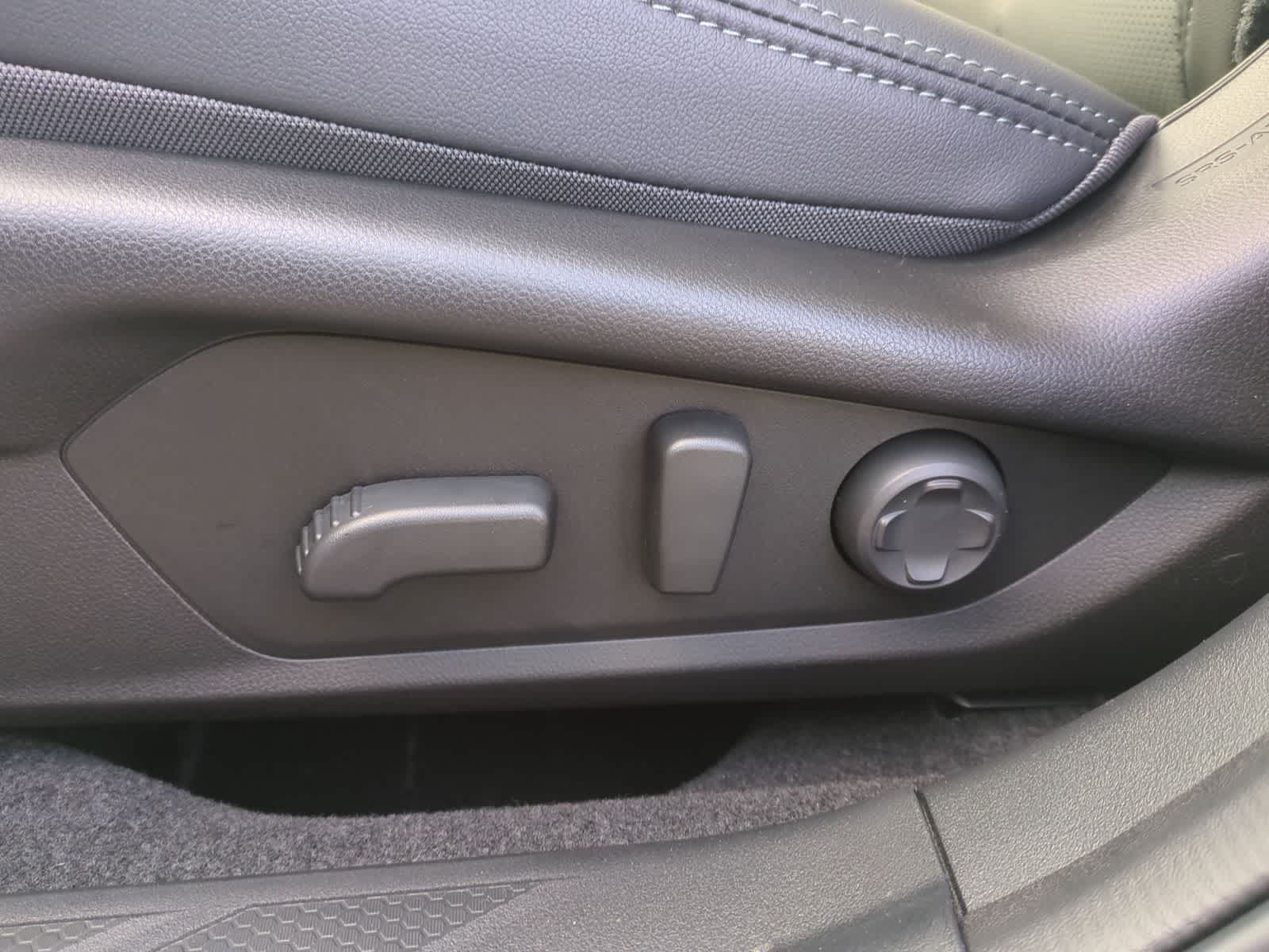 Thumbnail: 2026 Subaru Outback - 18