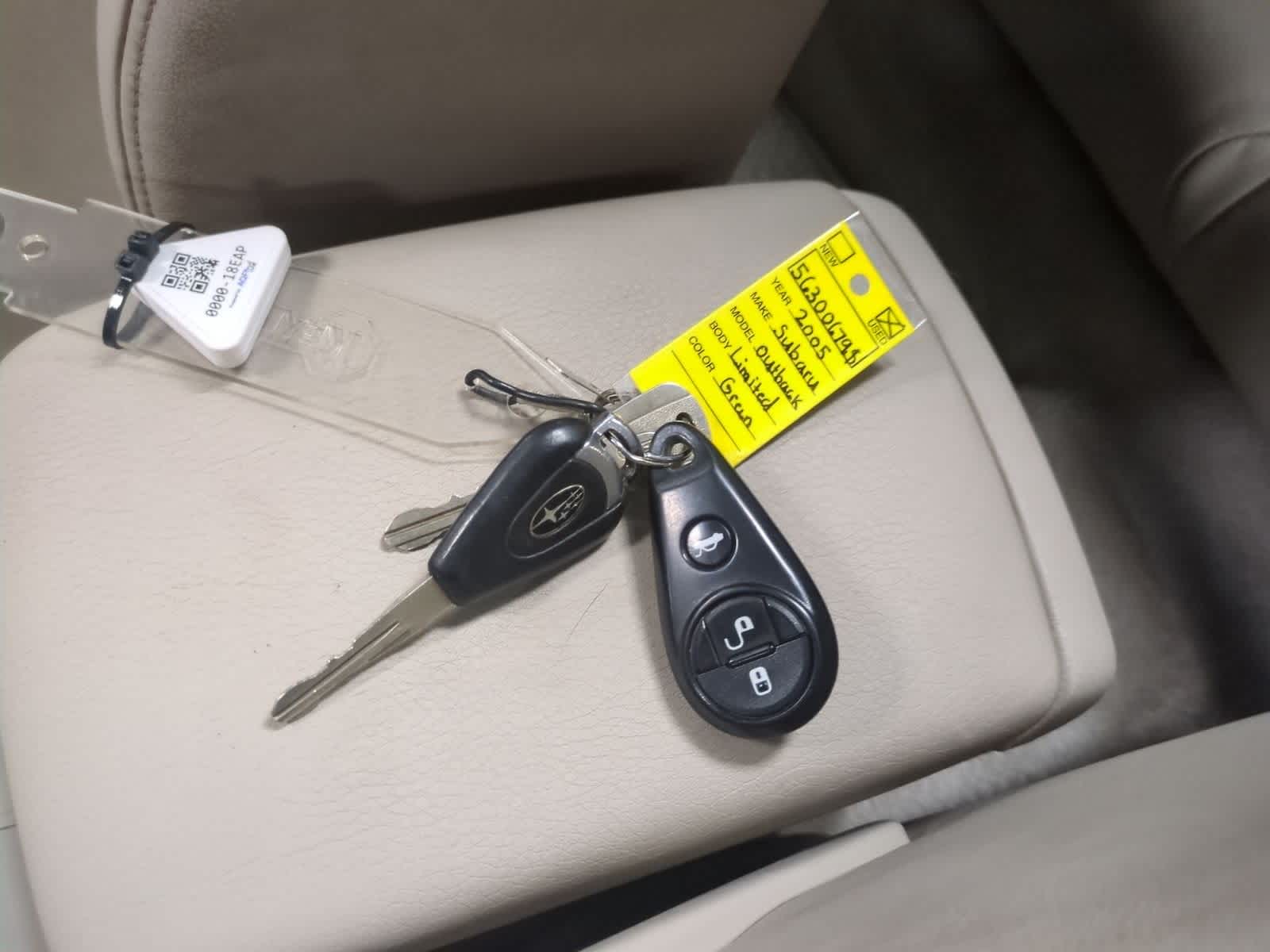 Thumbnail: 2005 Subaru Legacy - 32