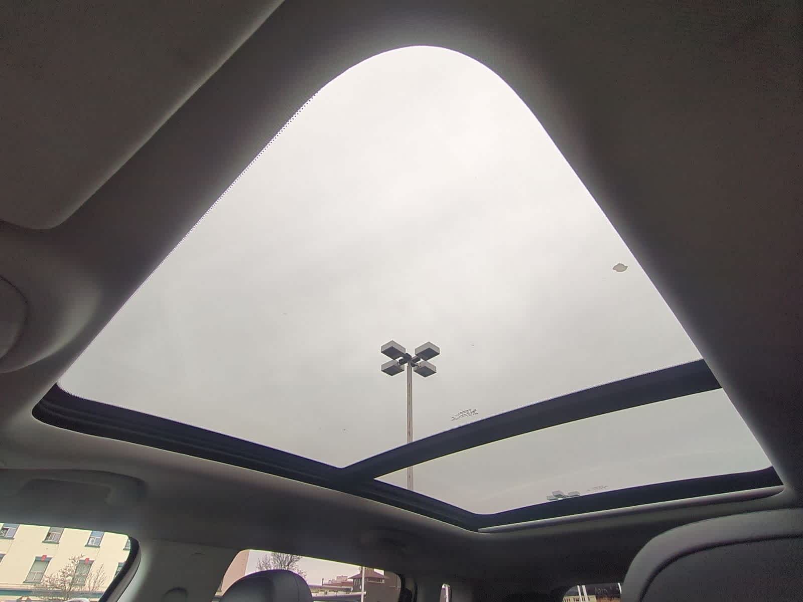 Thumbnail: 2018 Jeep Compass - 20