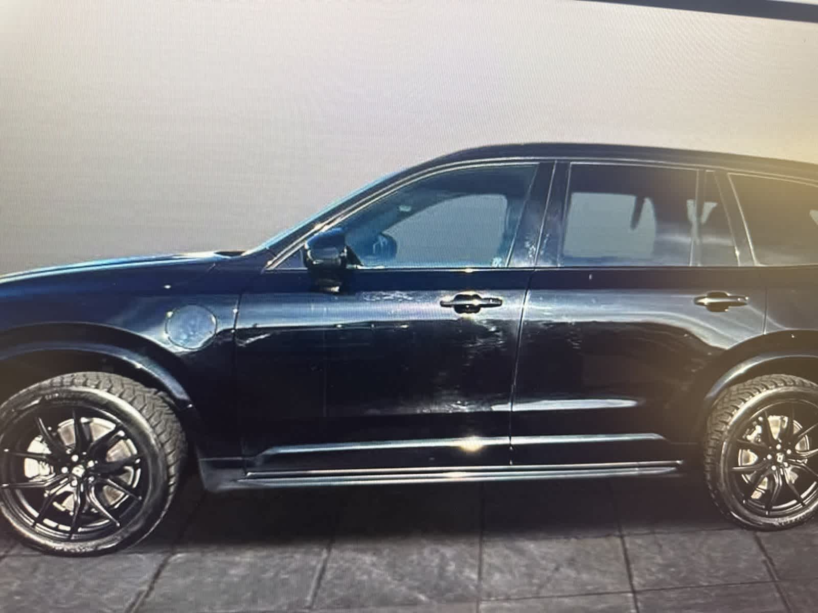 Thumbnail: 2020 Volvo XC90 - 8