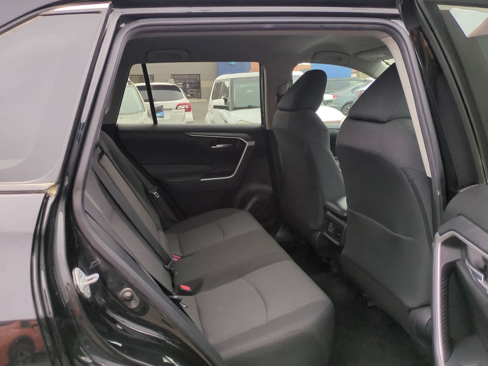 Thumbnail: 2024 Toyota RAV4 - 21