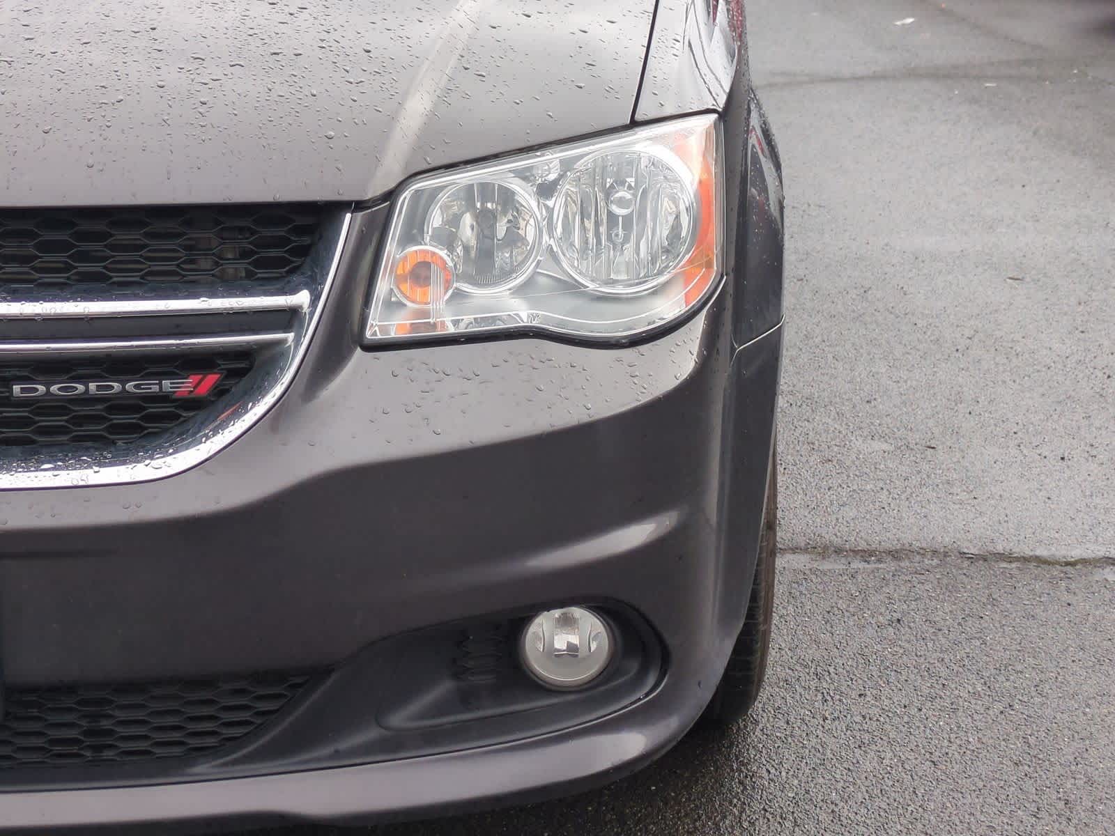 Thumbnail: 2020 Dodge Grand Caravan - 11