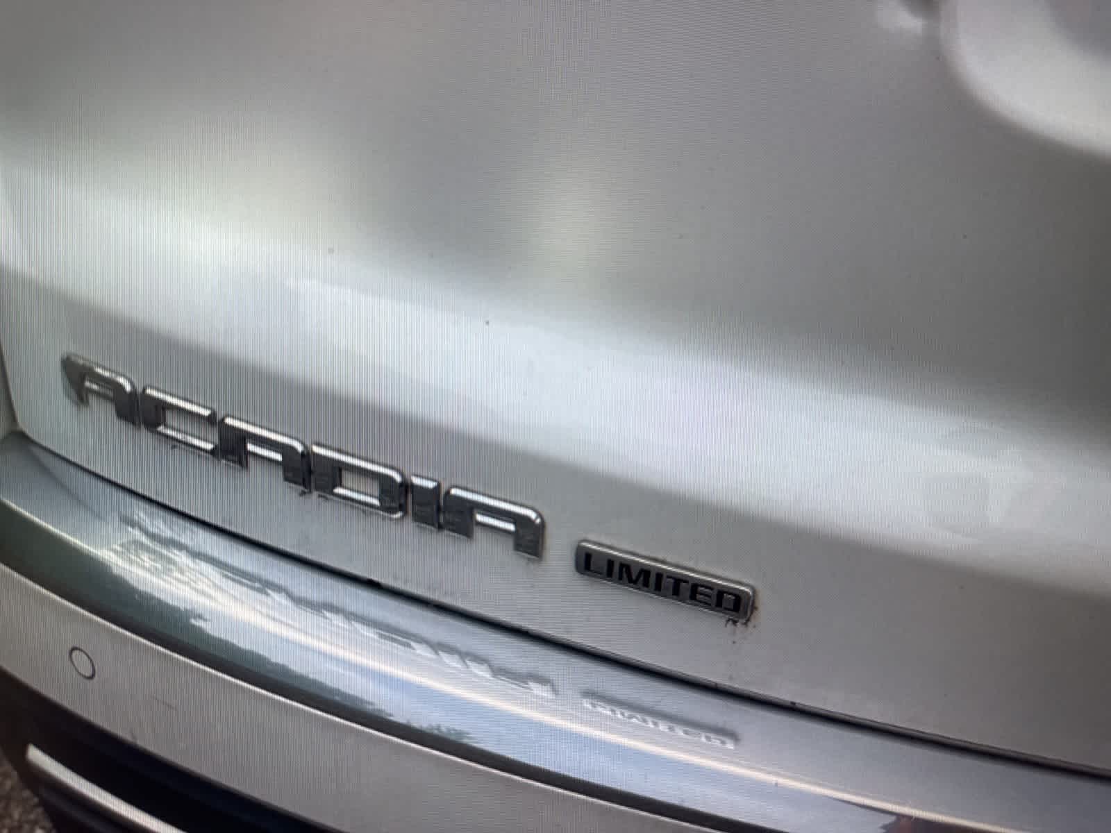 Thumbnail: 2017 GMC Acadia - 10