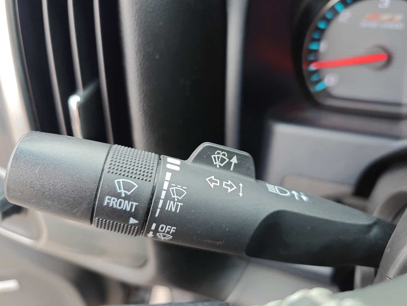 Thumbnail: 2018 Chevrolet Silverado 1500 - 26